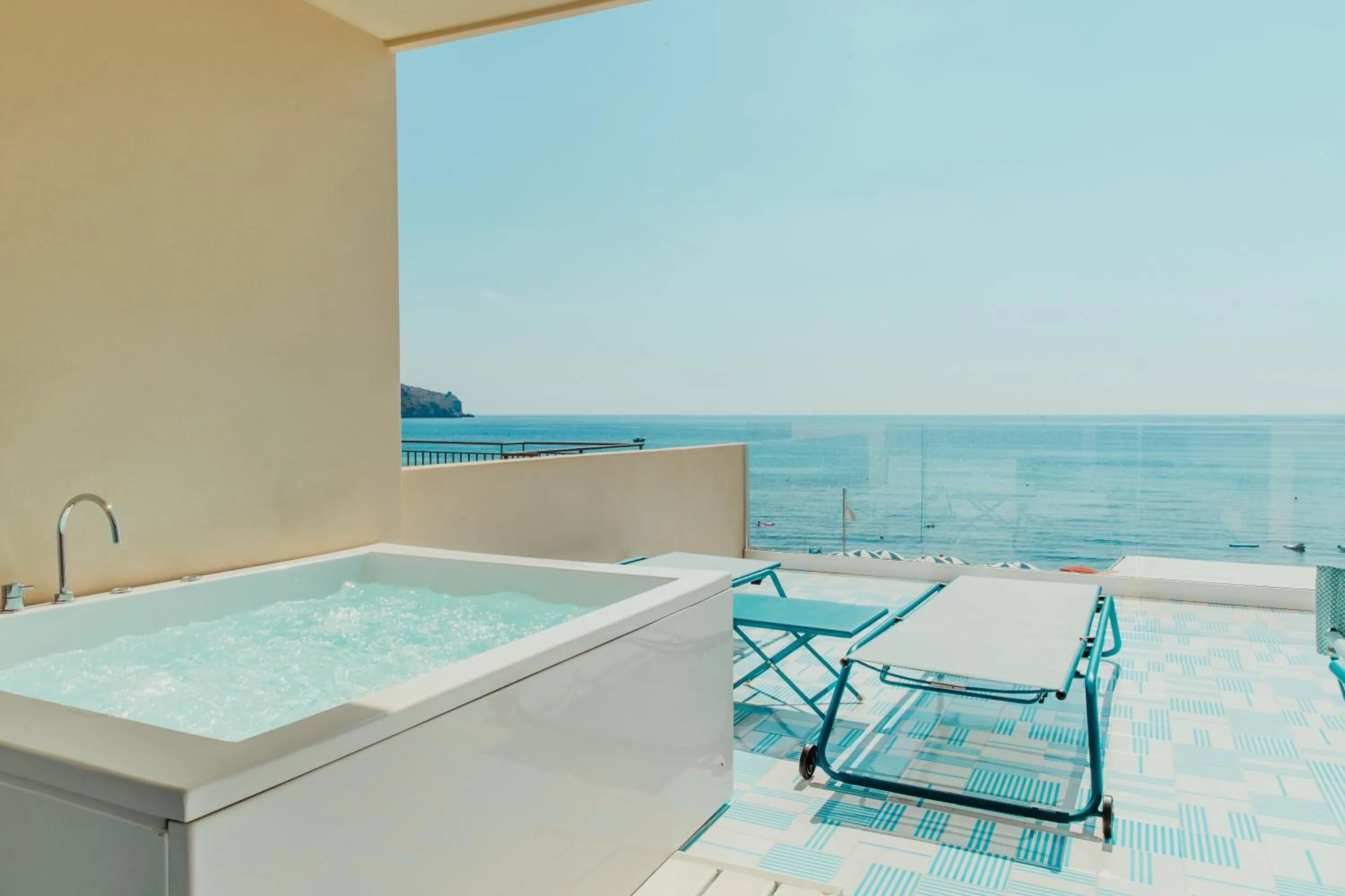 Hot Tub in Hotel Saline