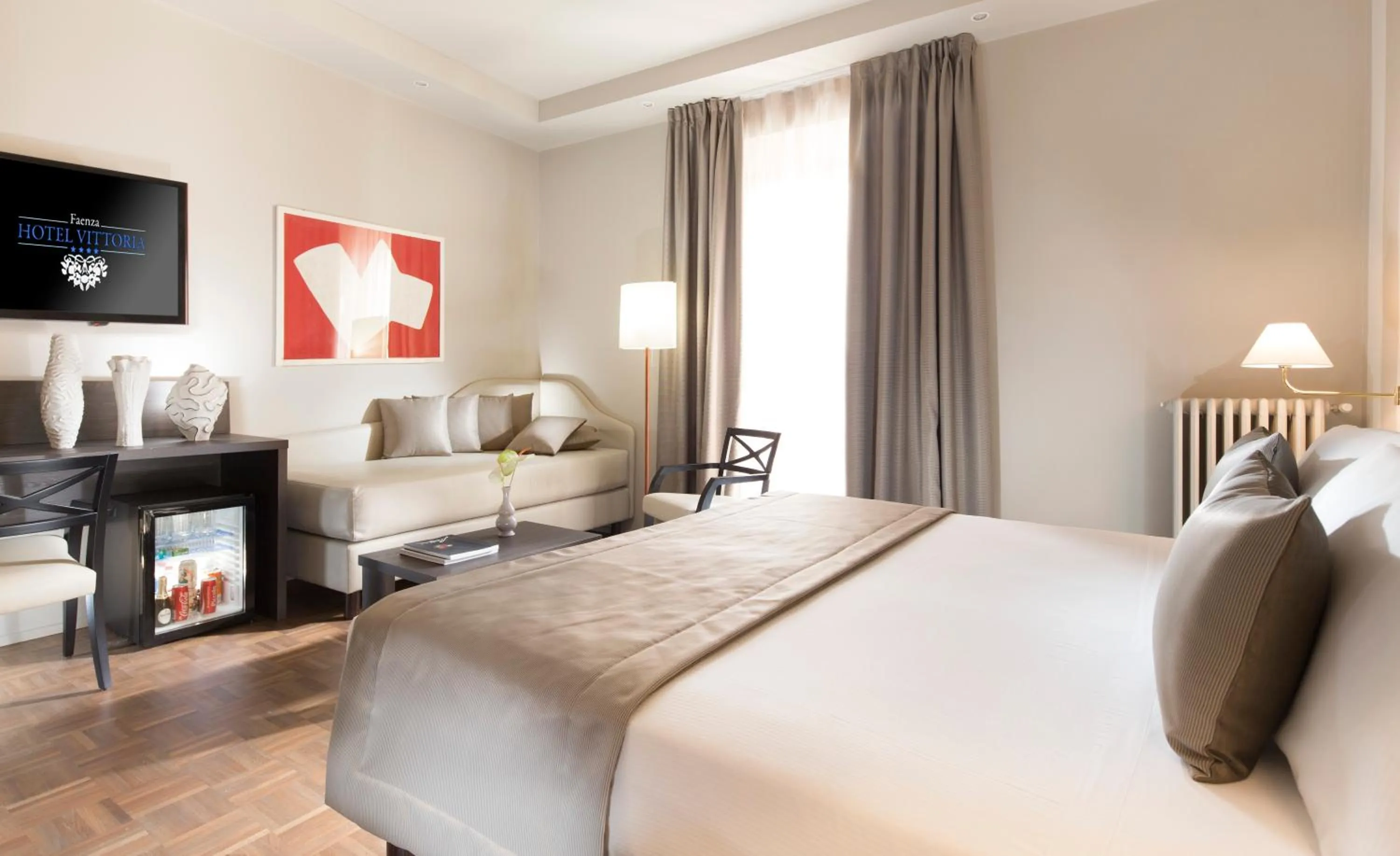 Photo of the whole room, Bed in Hotel Vittoria