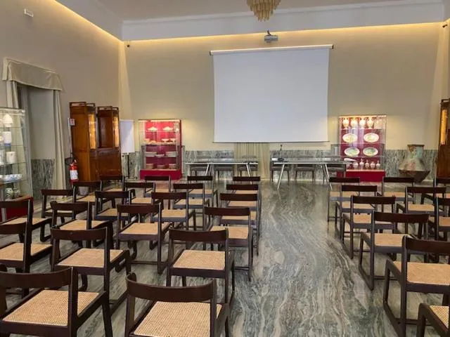 Business facilities in Hotel Vittoria