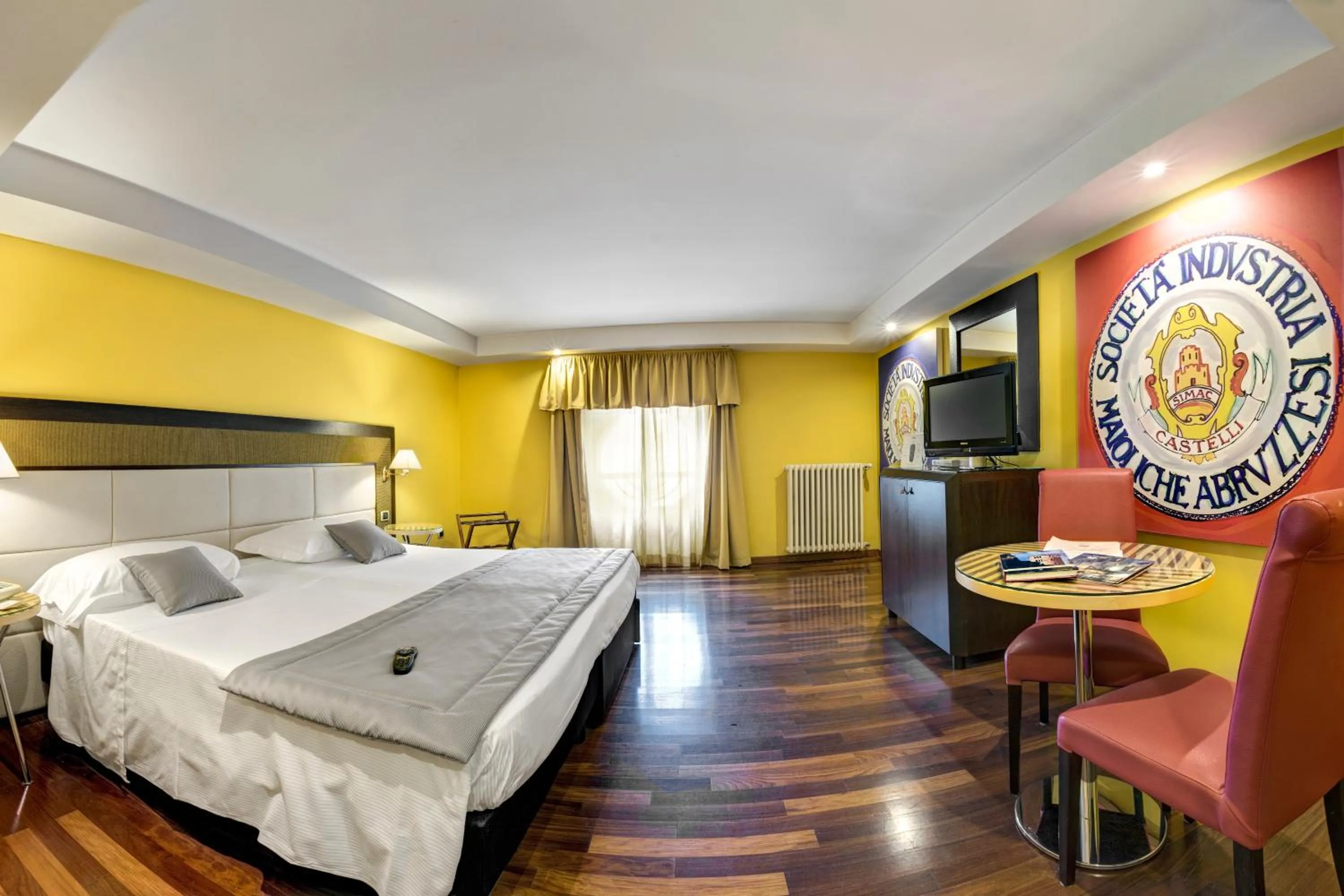 Photo of the whole room, Bed in Hotel Vittoria