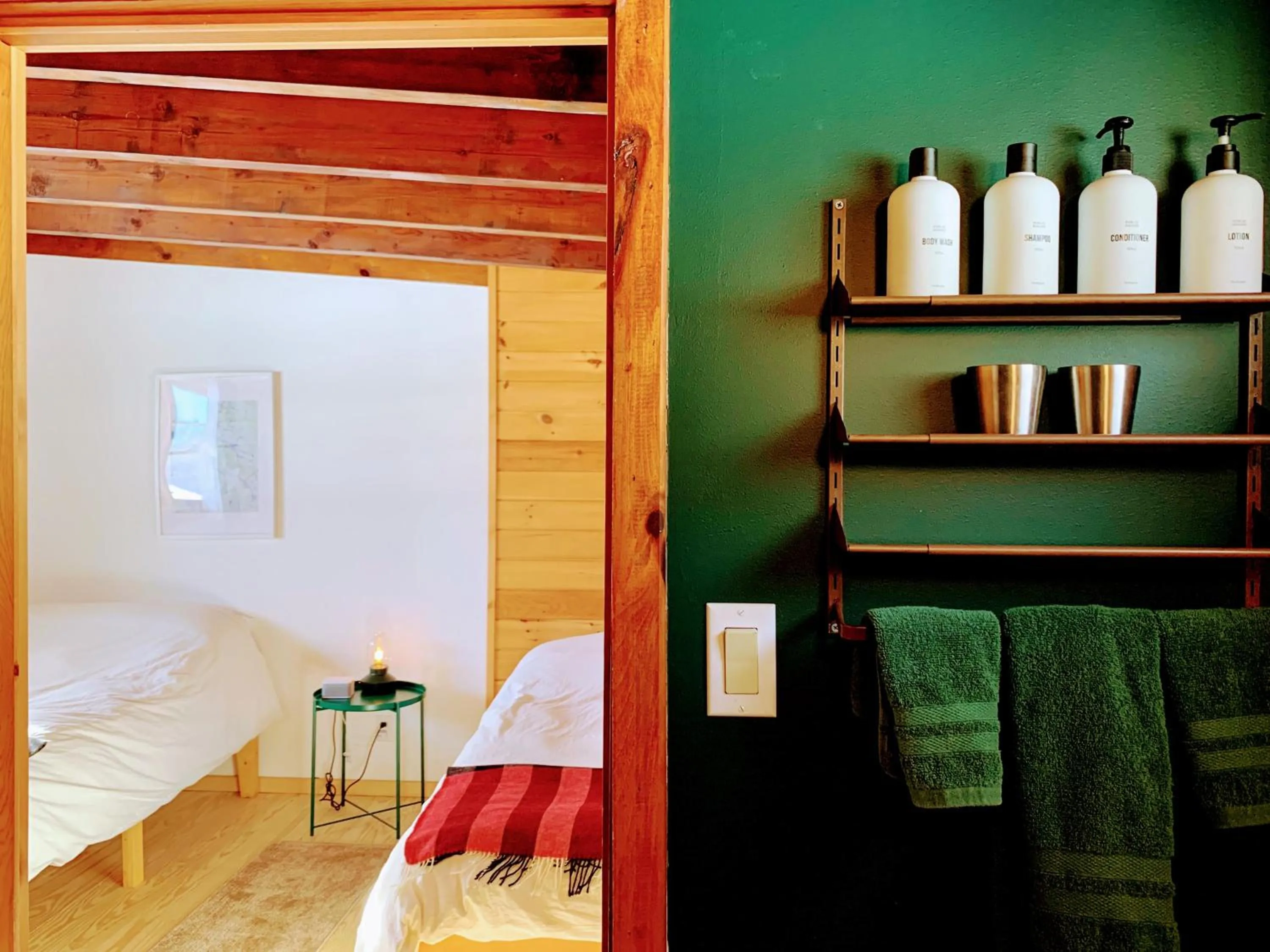 Bed in The Lorca Adirondacks Motel