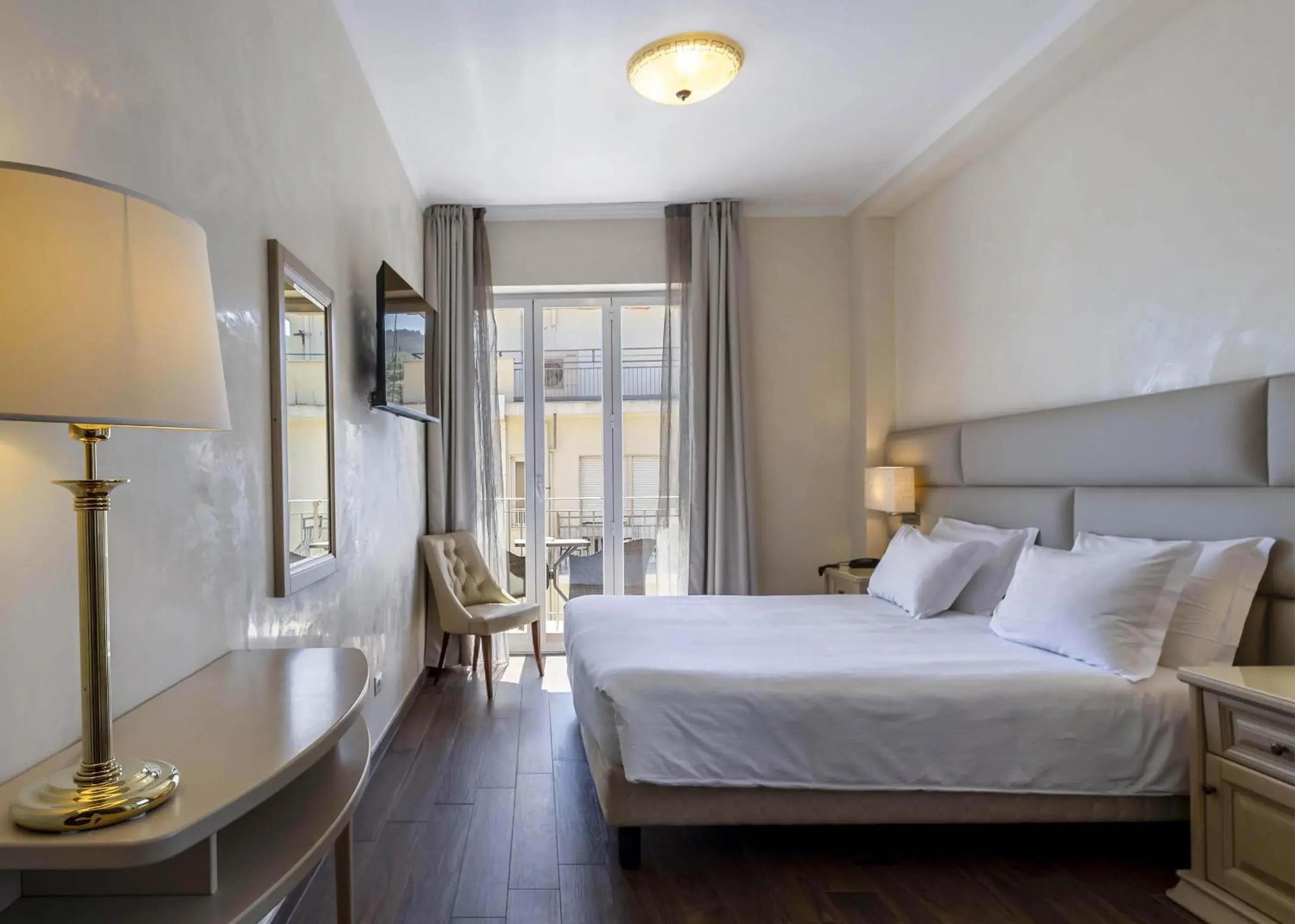 Double Room with Balcony in B&B HOTEL Diano Marina Palace Double Room with Balcony in B&B HOTEL Diano Marina Palace