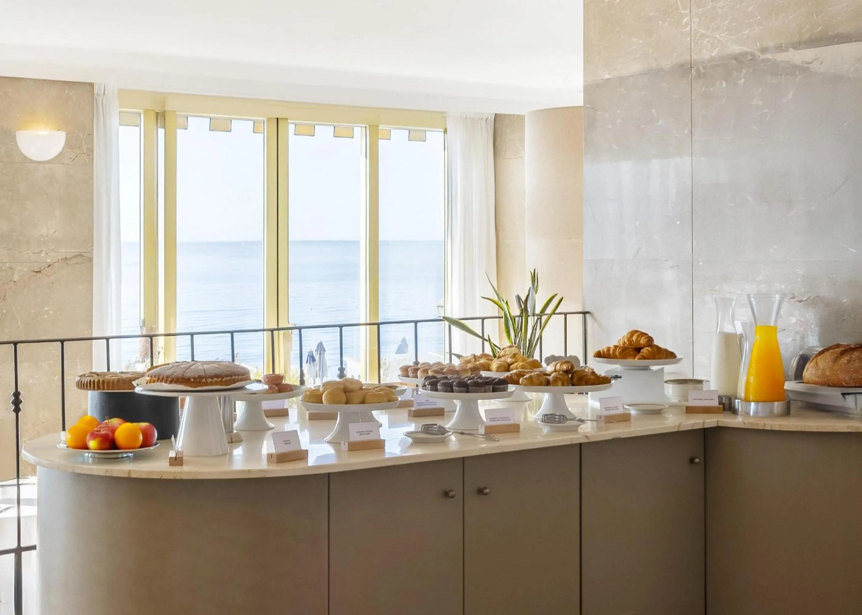 Bathroom in B&B HOTEL Diano Marina Palace