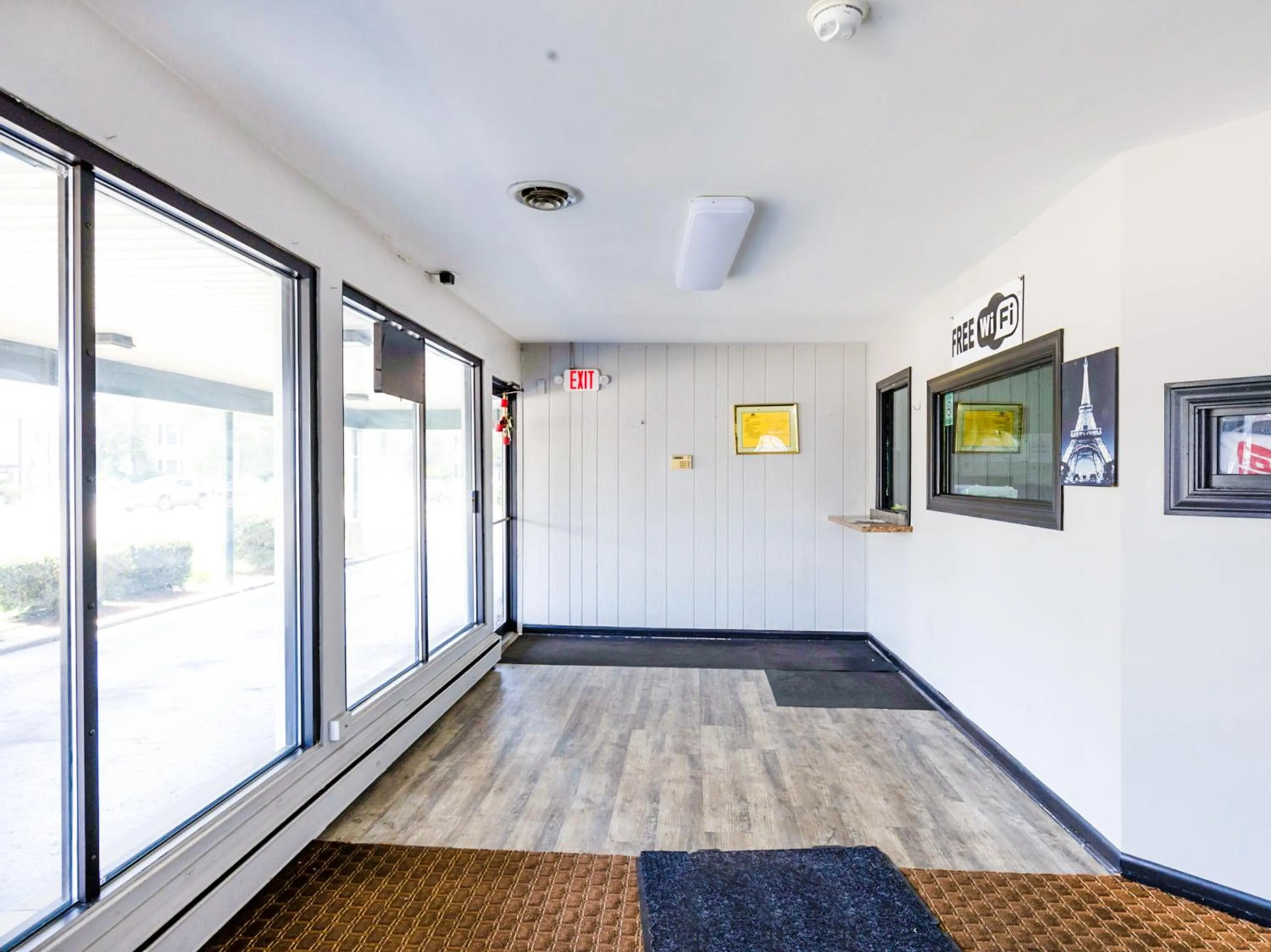 Lobby or reception in Manor Motel By OYO Near Oak Brook Chicago Westchester