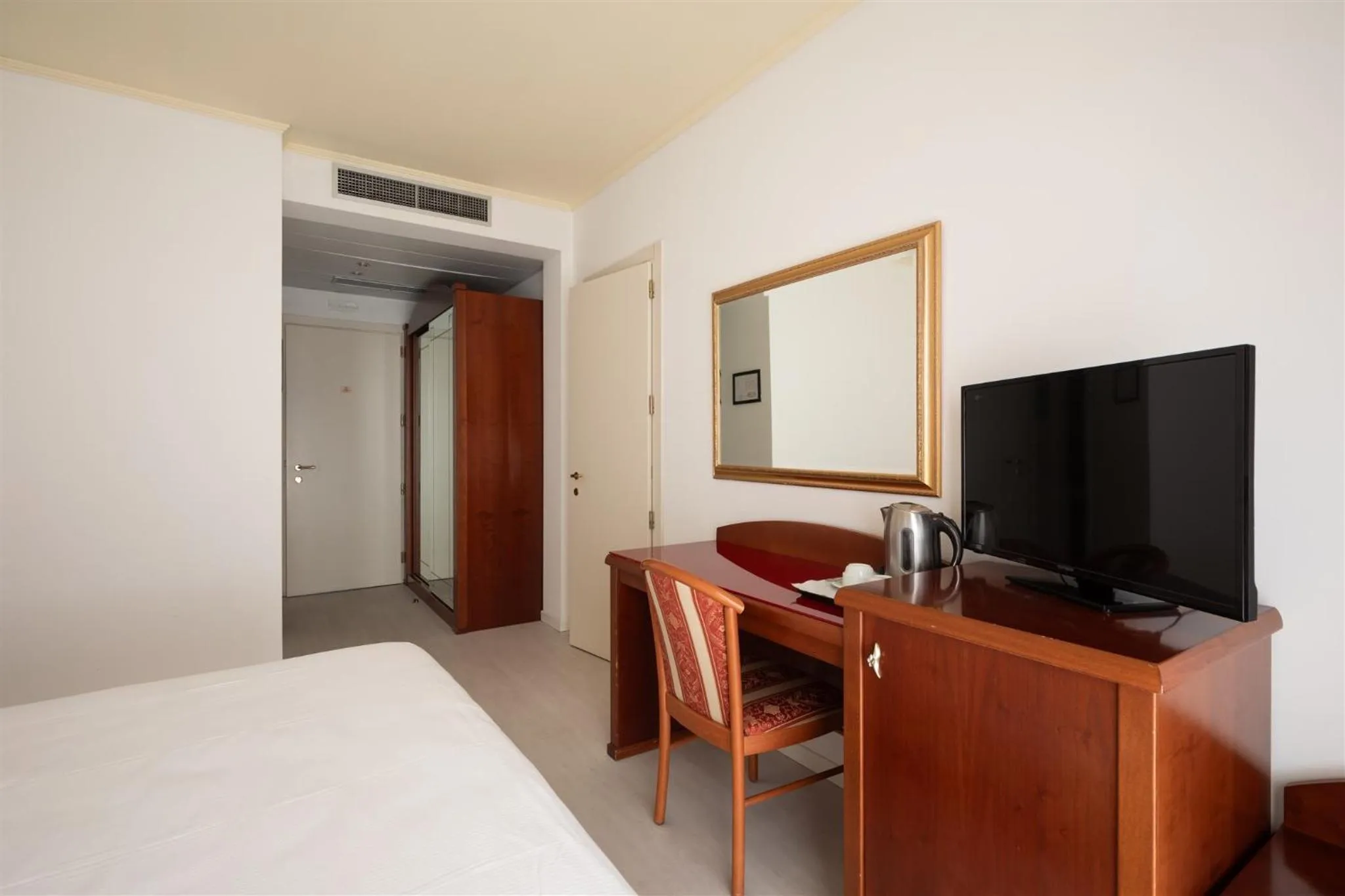 Bedroom, Bed in Noventa Hotel