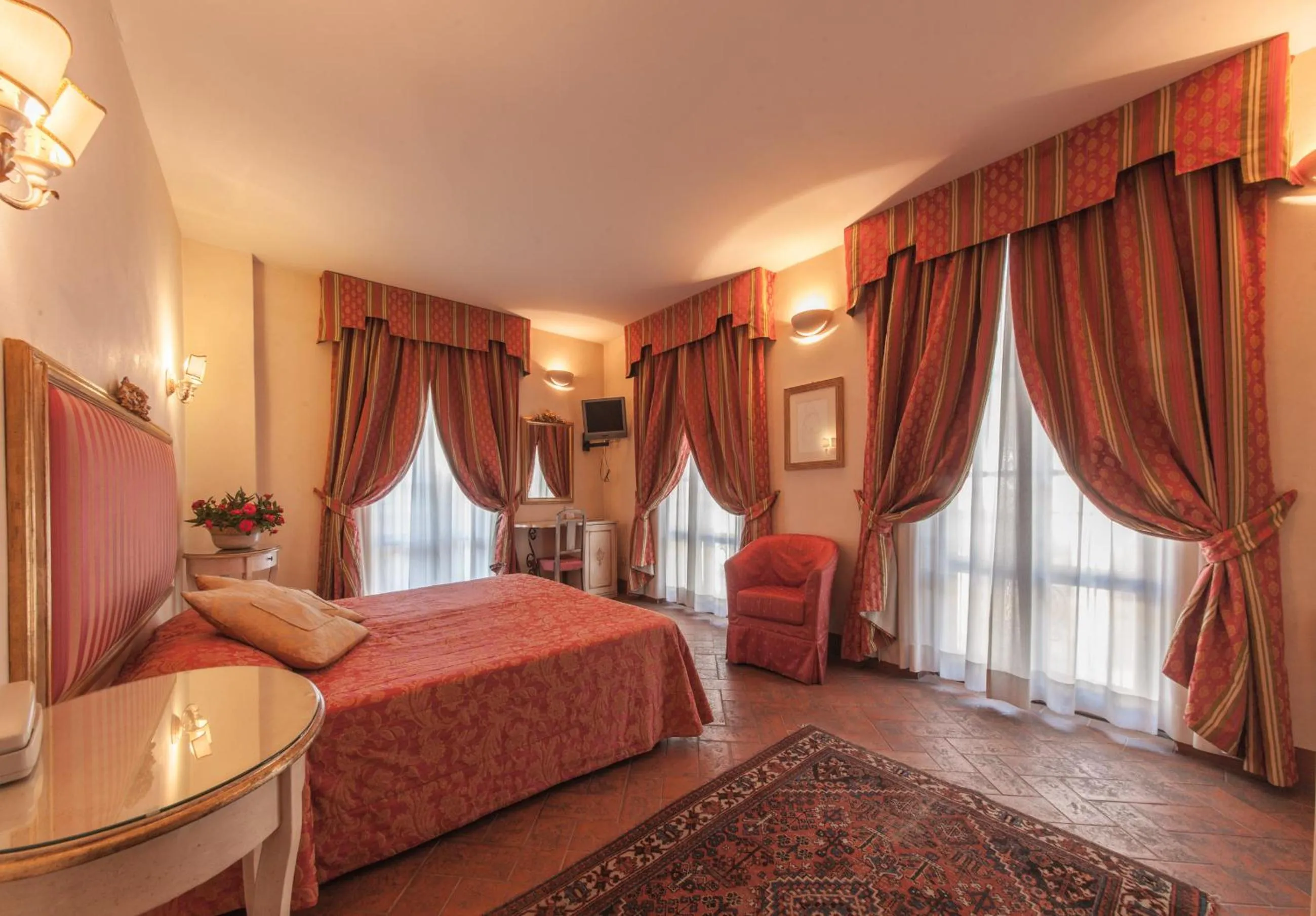 Photo of the whole room, Bed in Villa Casagrande Resort e SPA