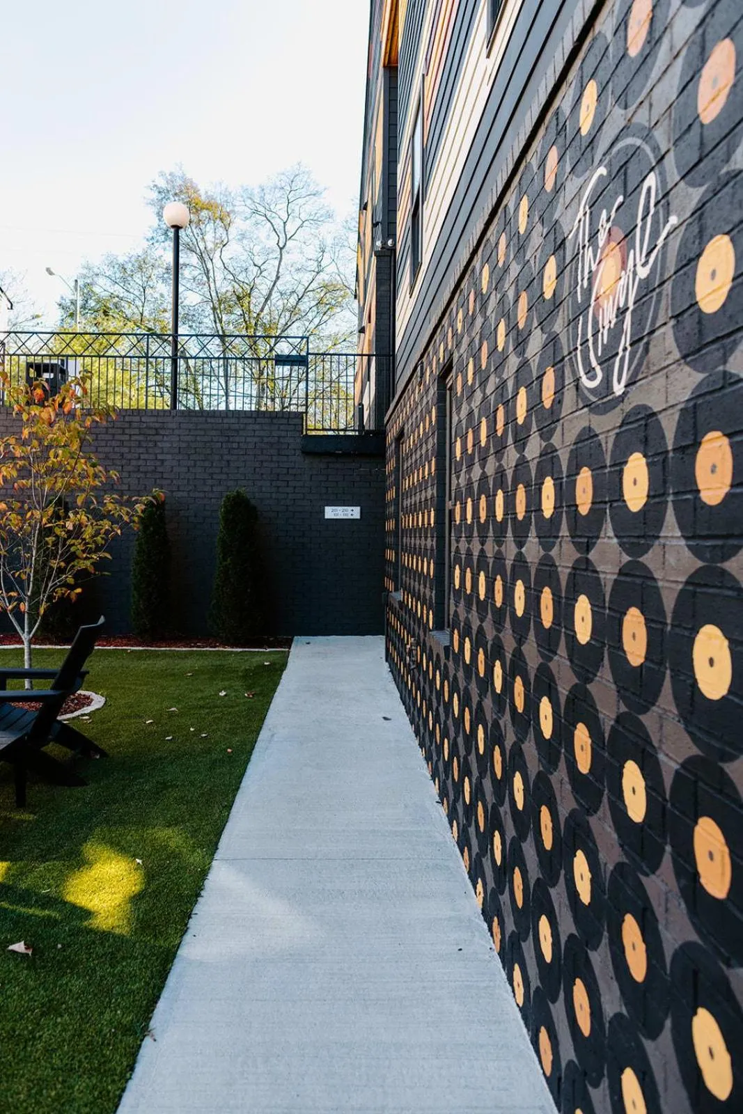 The Vinyl at Music Row - 1 Bedroom Apartment