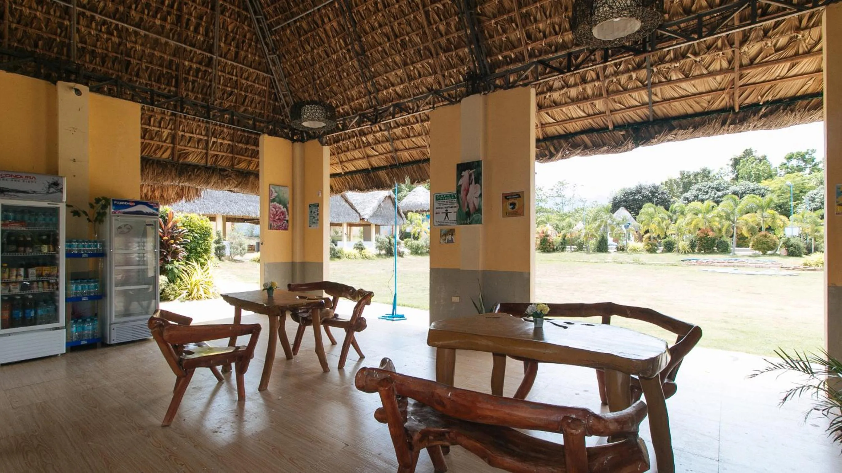 Dining area in RedDoorz @ Afamosa Villas Resort Ilocos Sur