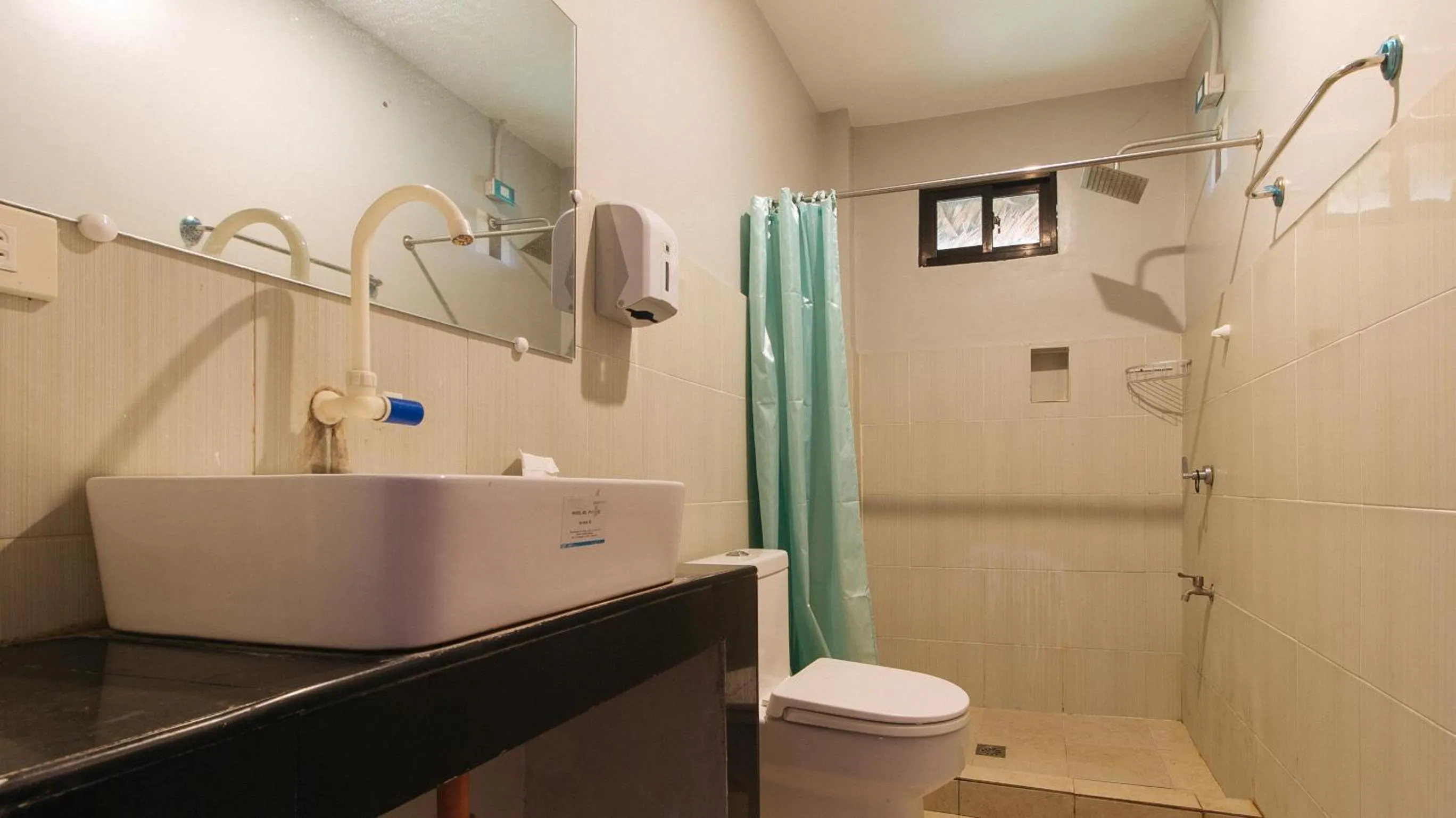 Shower in RedDoorz @ Afamosa Villas Resort Ilocos Sur