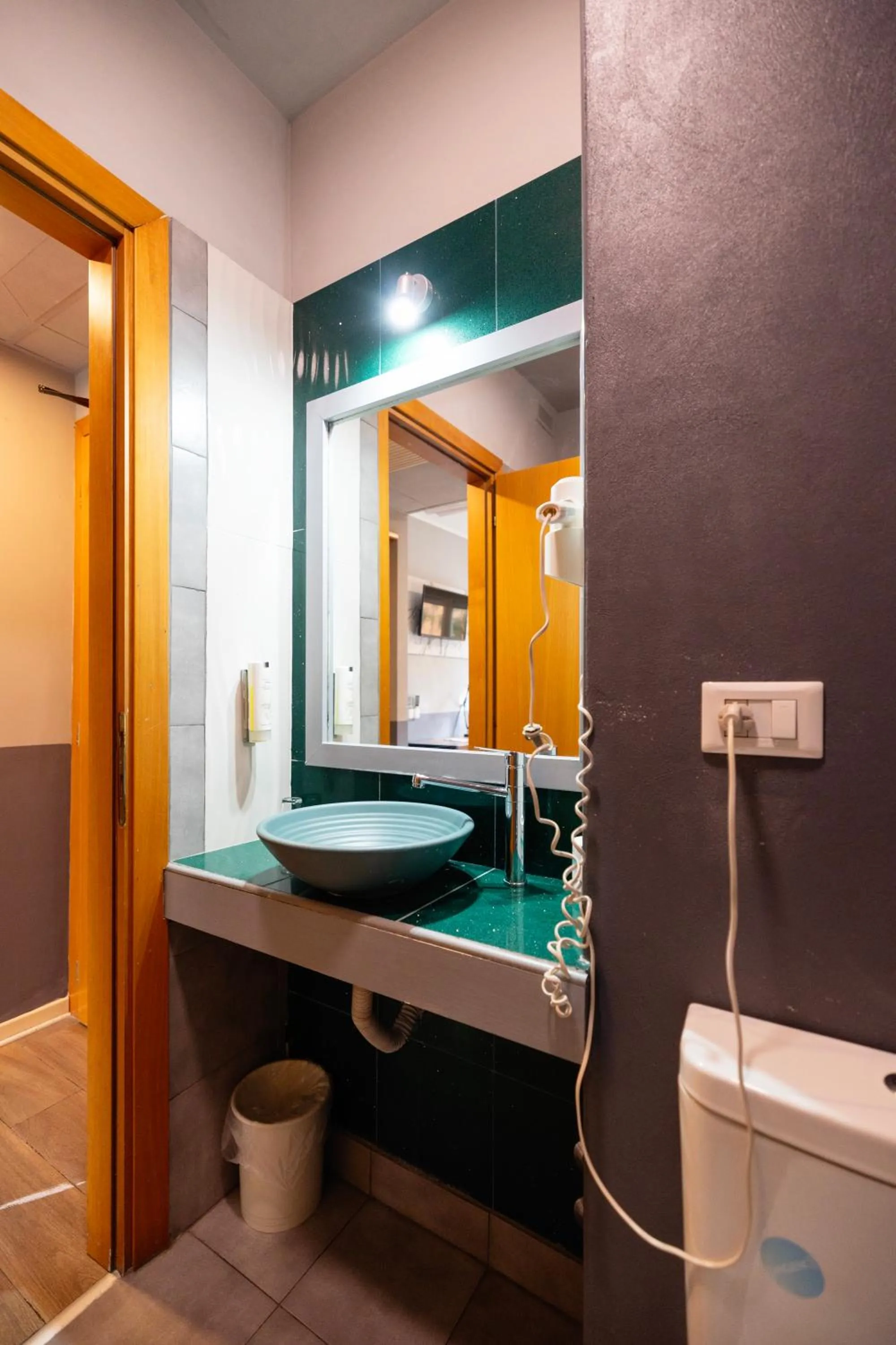 Bathroom in Scheppers Hotel