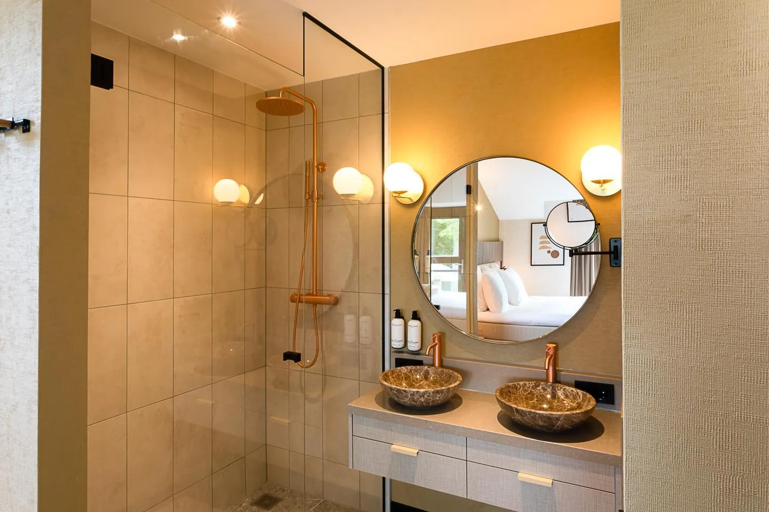 Bathroom in Boutique Hotel Helder I Kloeg Collection