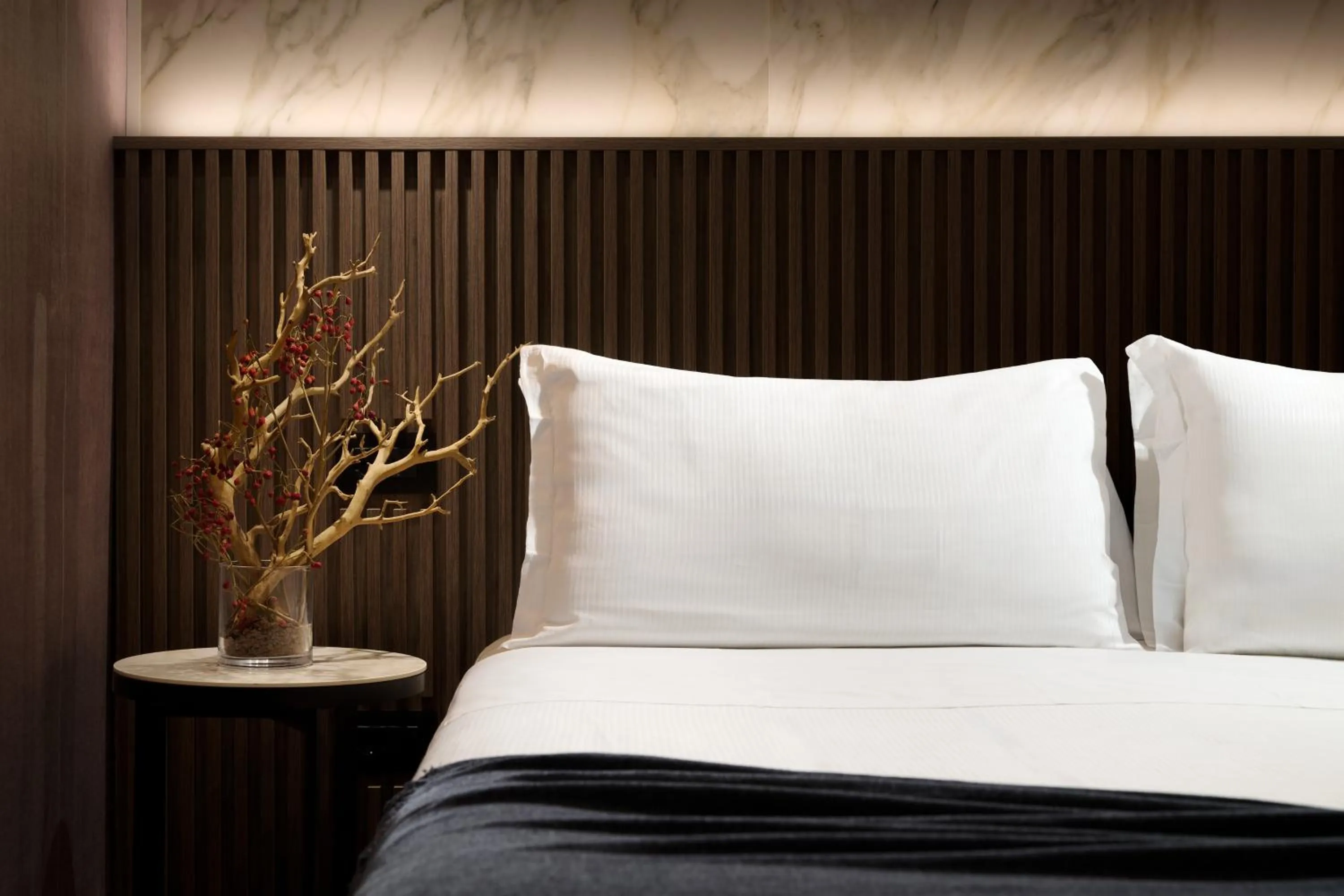 Bed in Hotel Metropolitan