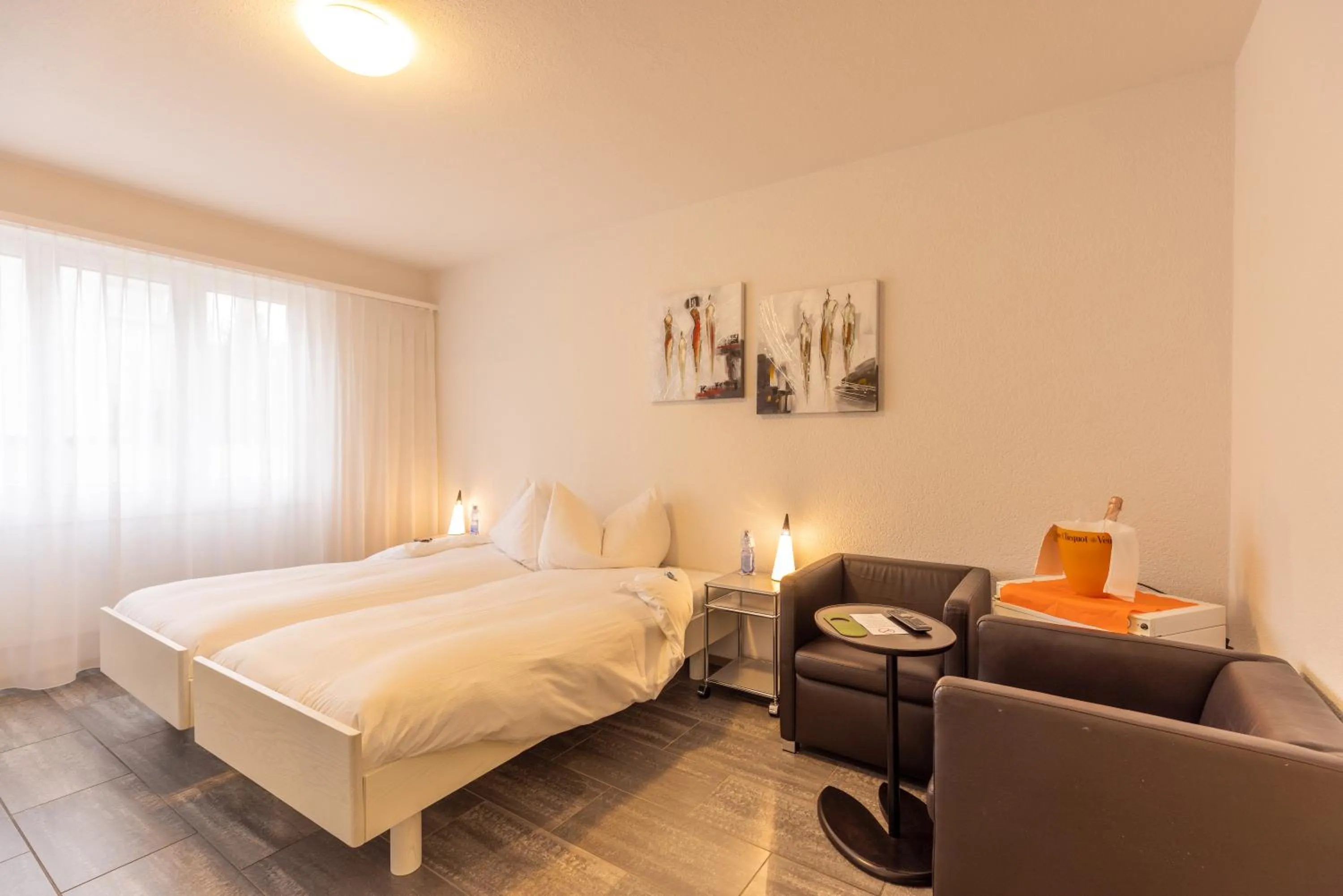 Bed in Hotel Bären Niederscherli