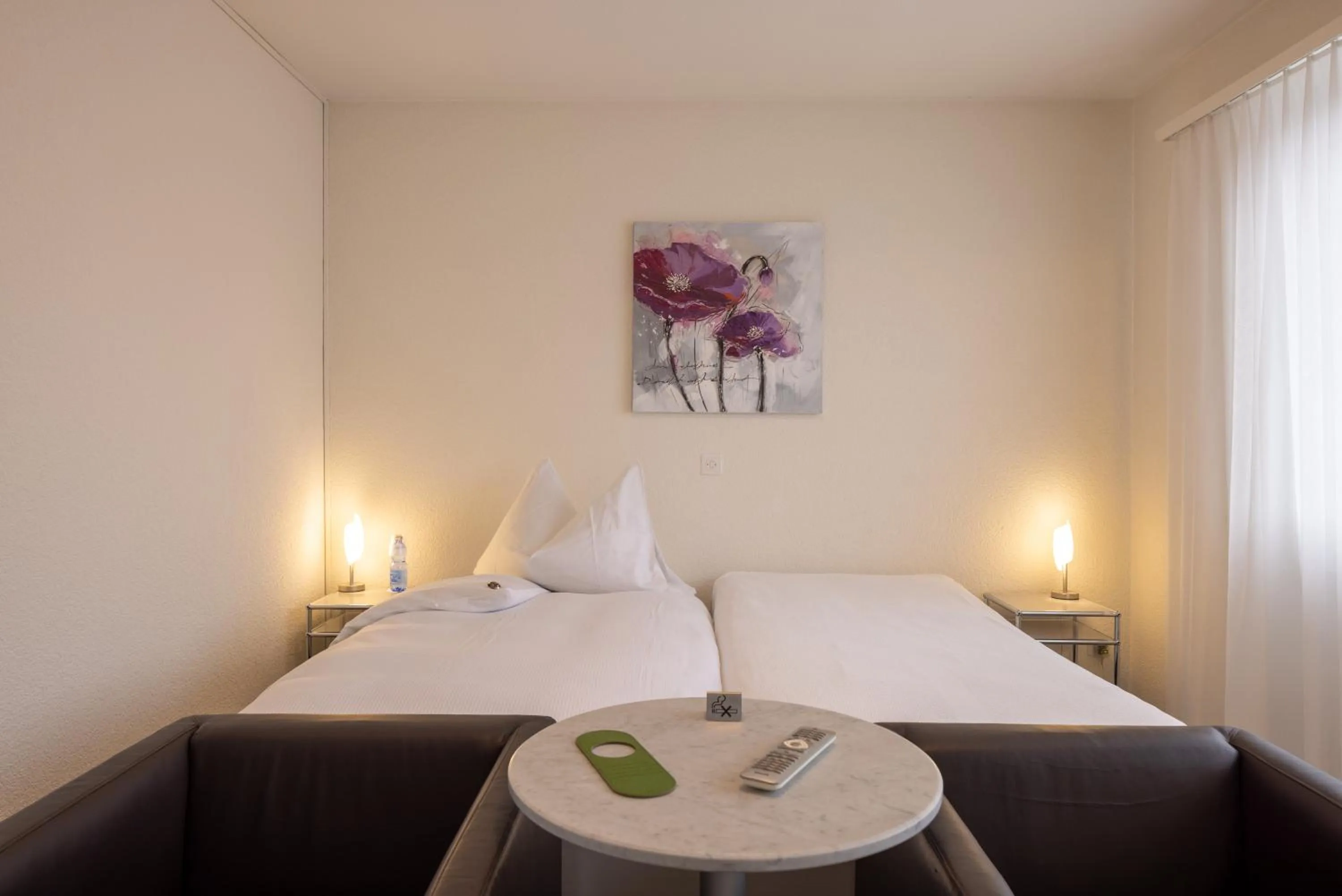 Bed in Hotel Bären Niederscherli