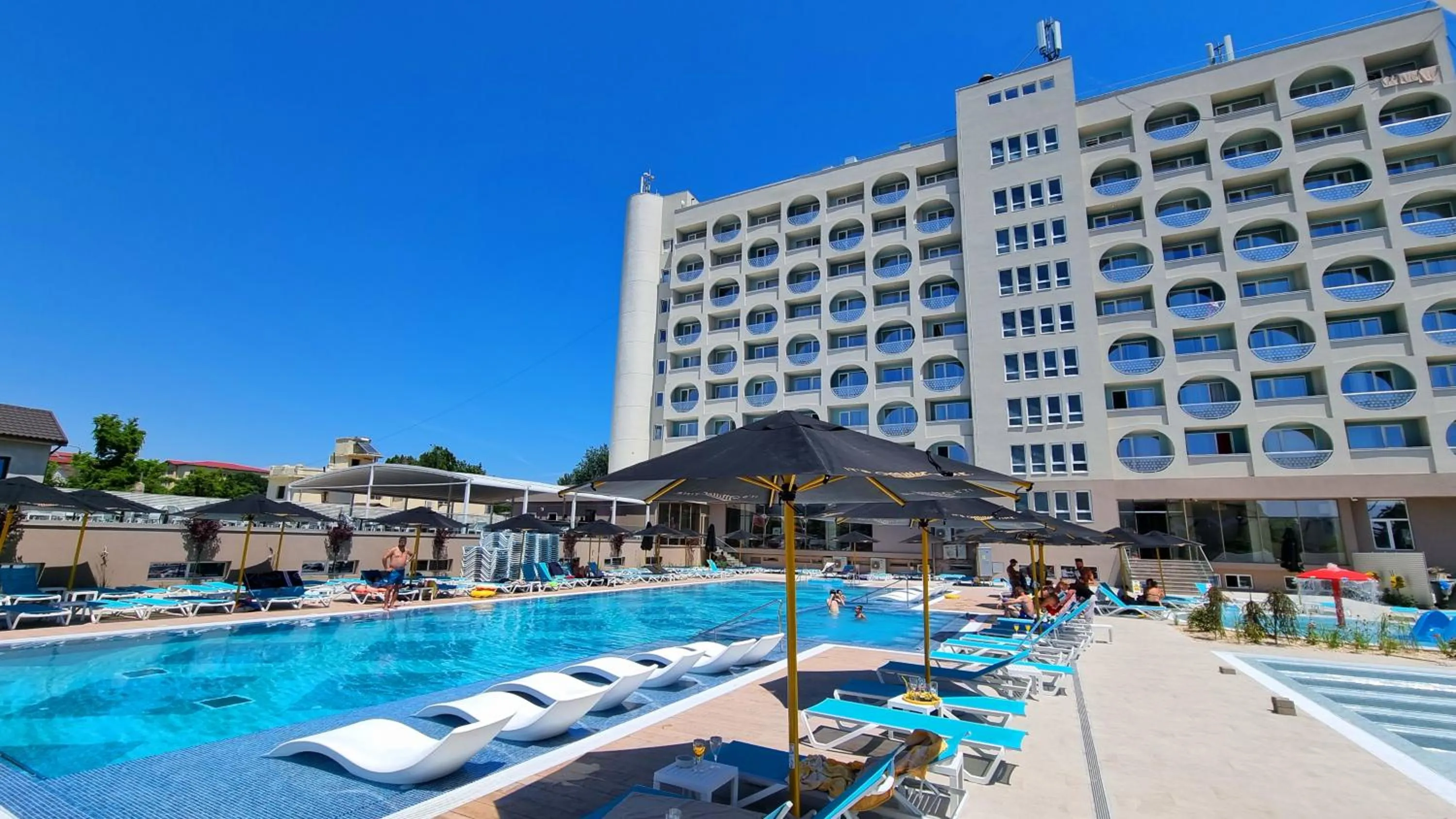 Swimming pool in Bacolux Koralio, Eforie Nord
