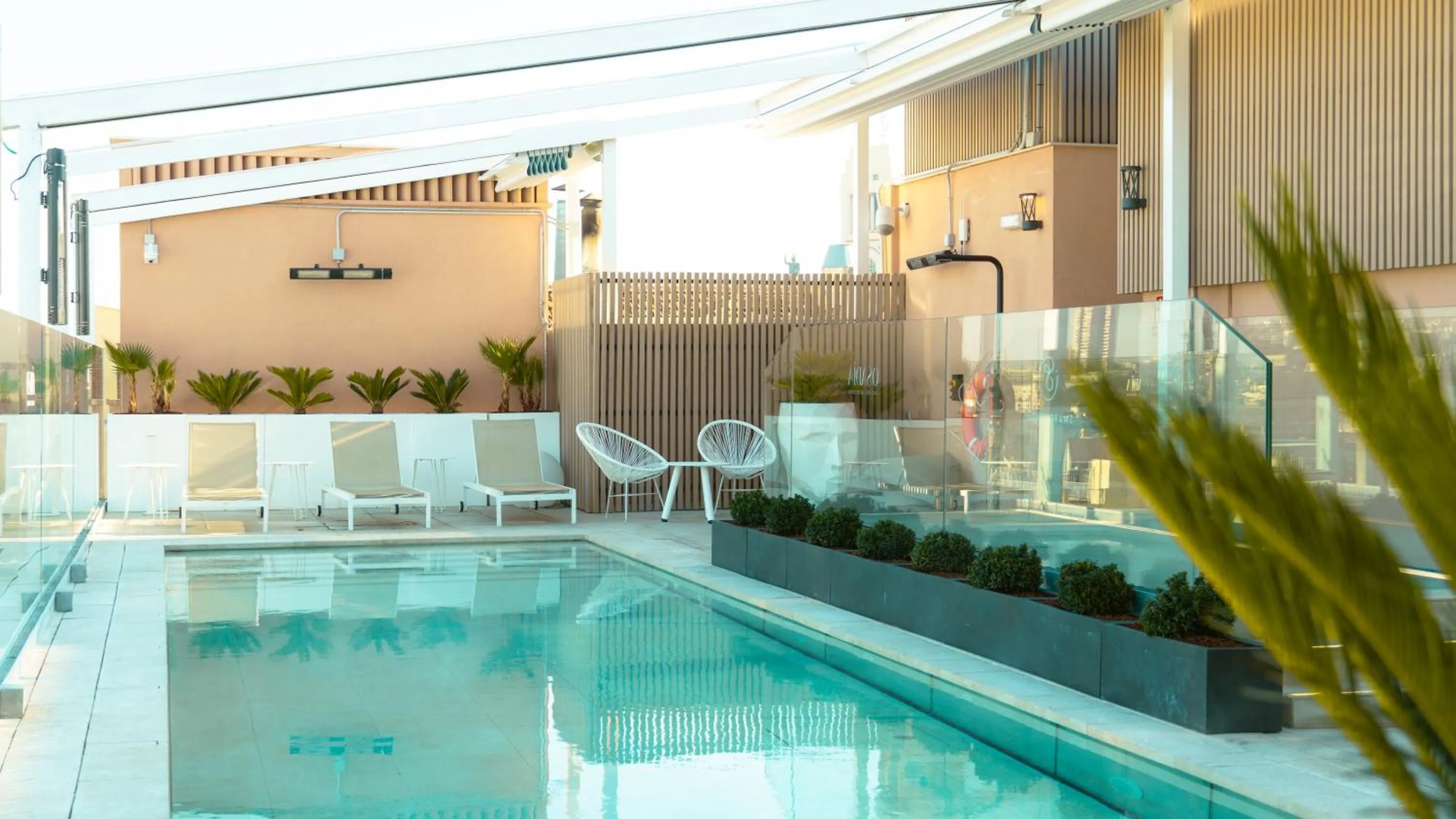 Swimming pool in SmartRental Collection Gran Vía Capital