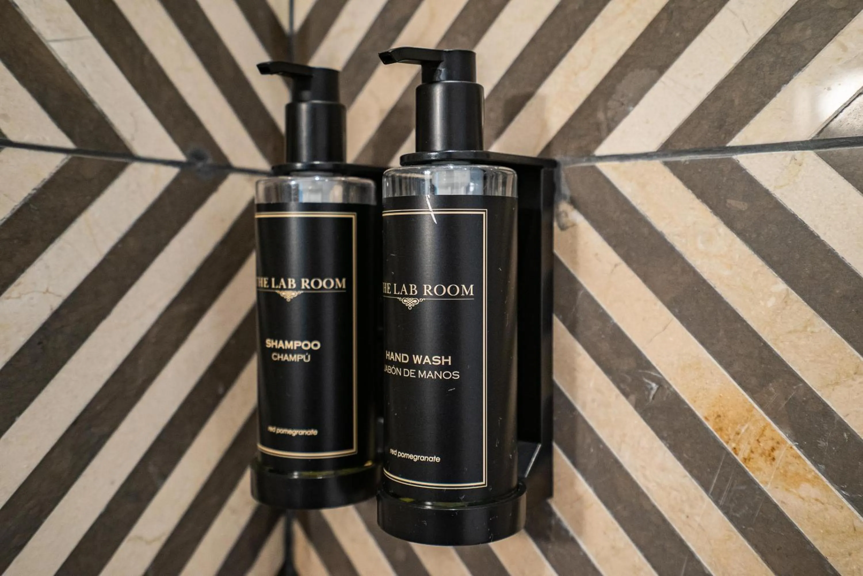 Bathroom in SmartRental Collection Gran Vía Capital