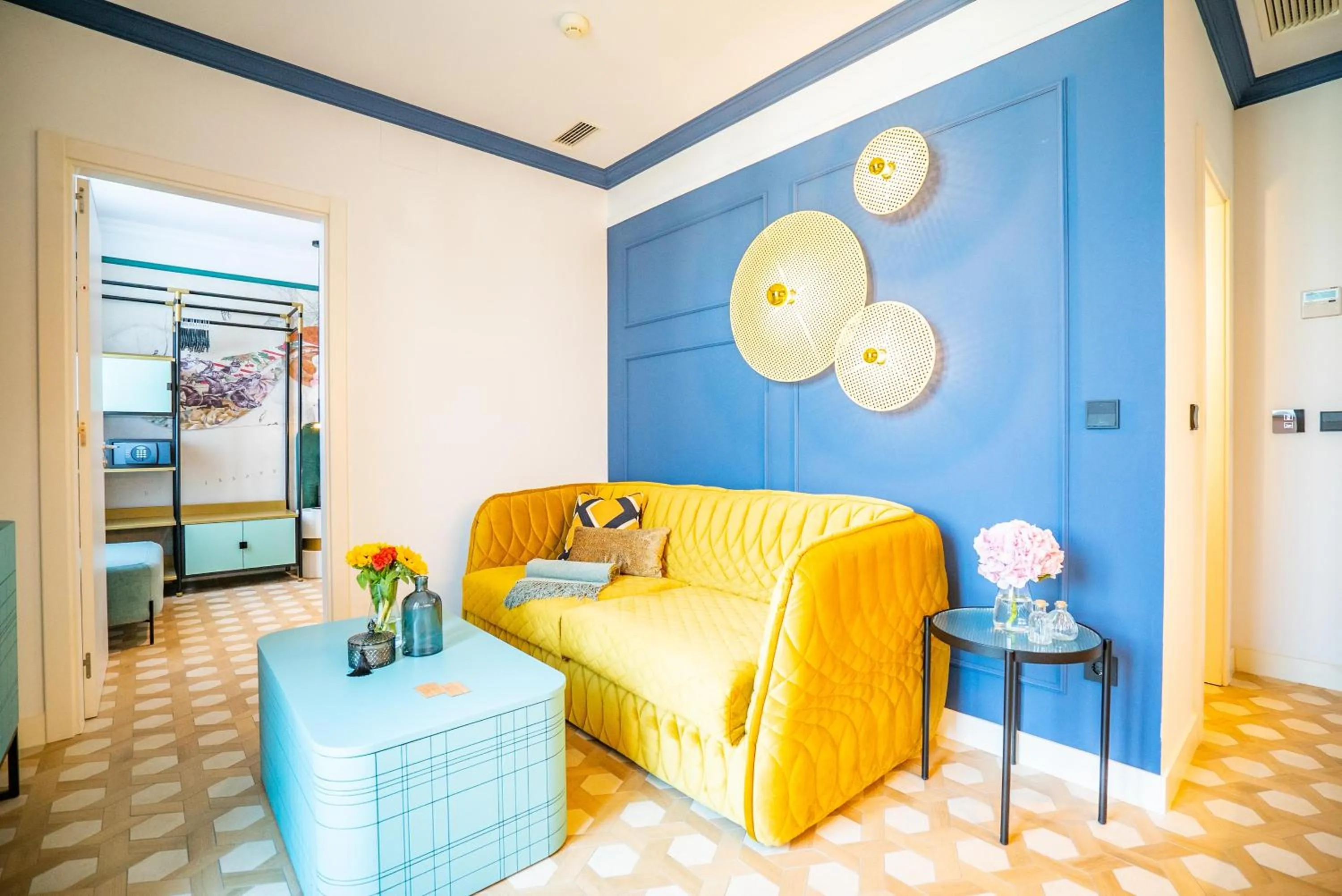 Living room in SmartRental Collection Gran Vía Capital