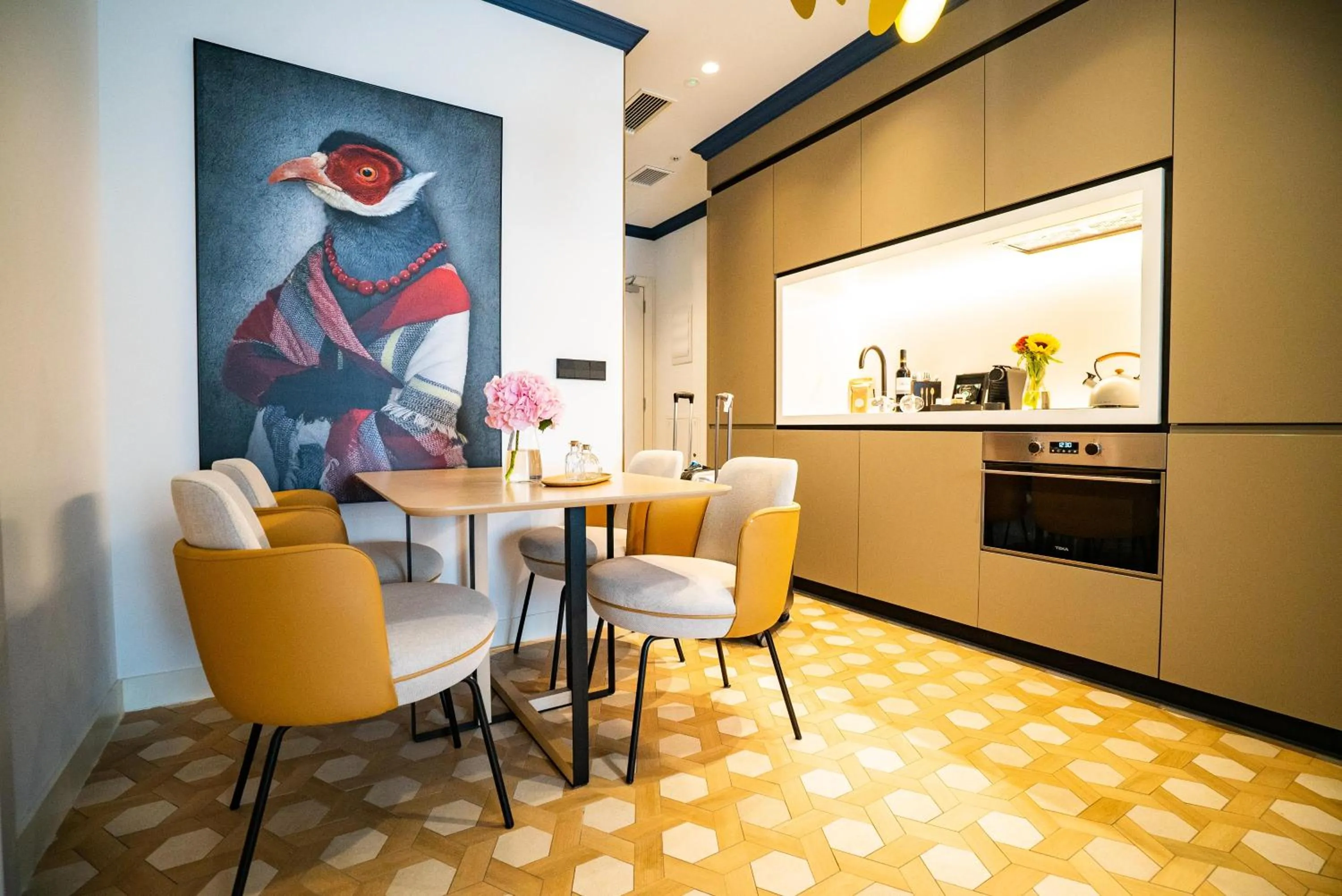 Kitchen or kitchenette in SmartRental Collection Gran Vía Capital