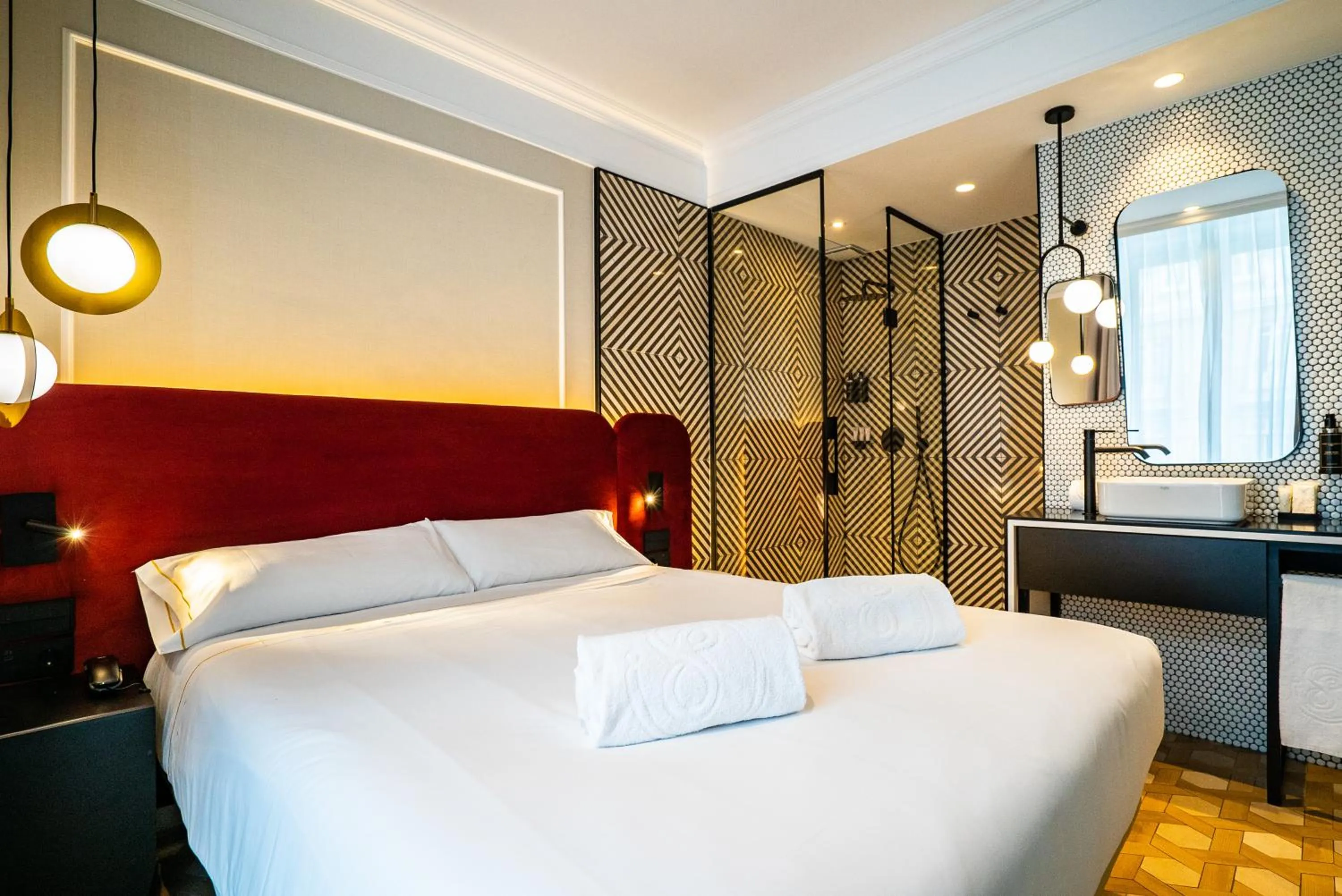 Bed in SmartRental Collection Gran Vía Capital