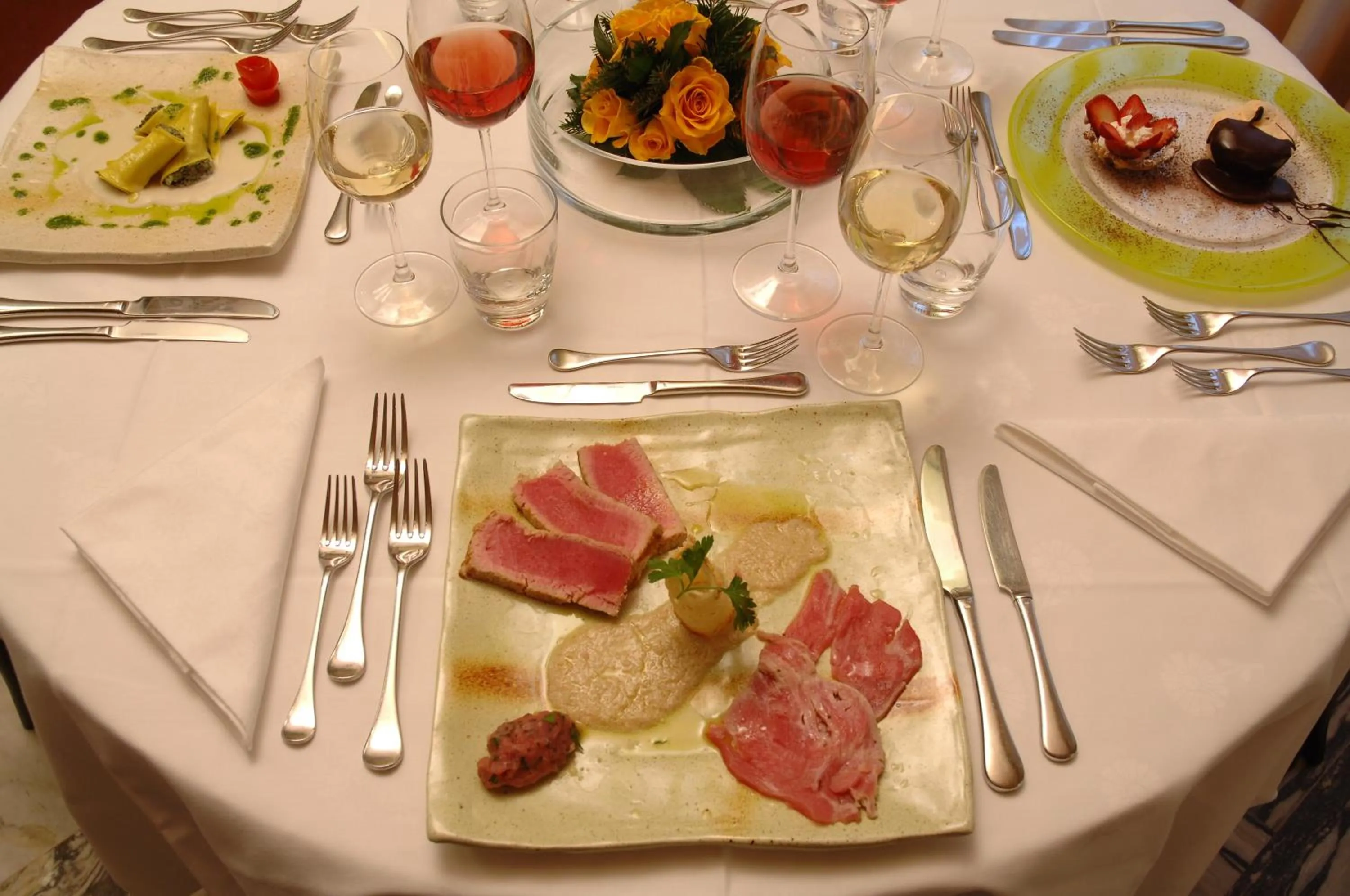 Restaurant/places to eat in Hotel Giglio