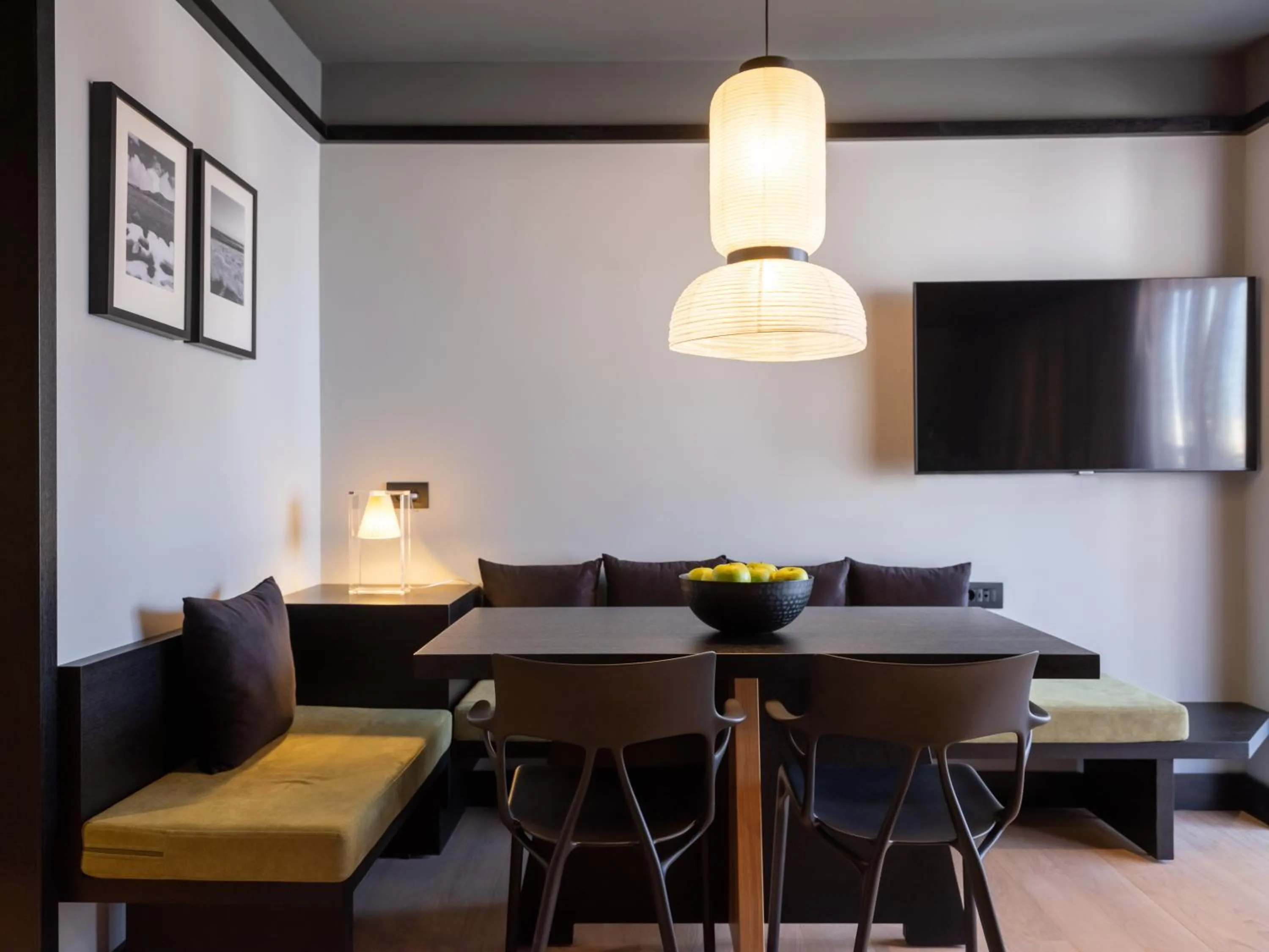 Dining area in 3 Pines Design Living