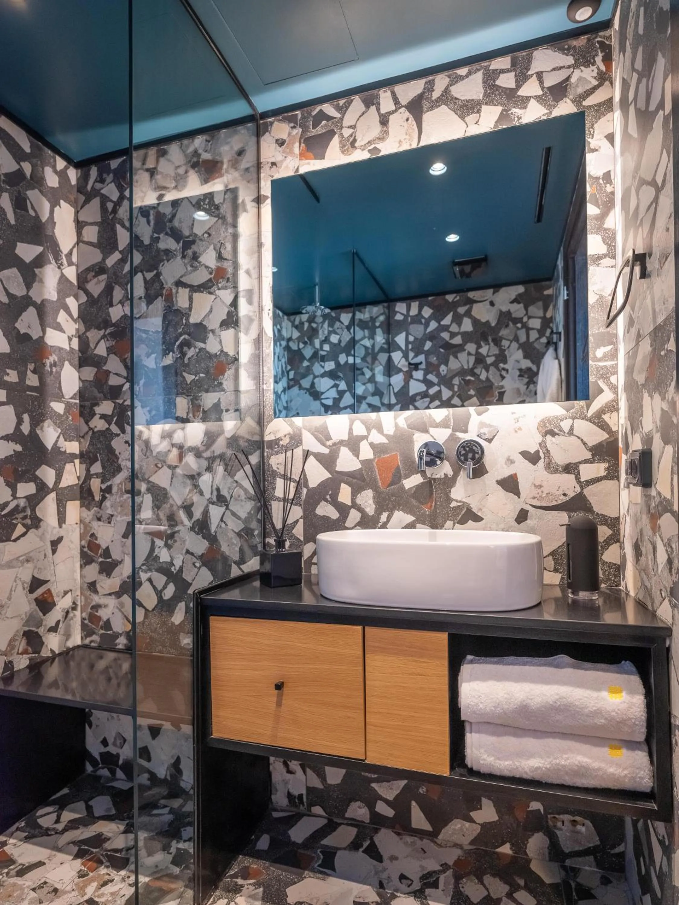 Shower, Bed in 3 Pines Design Living