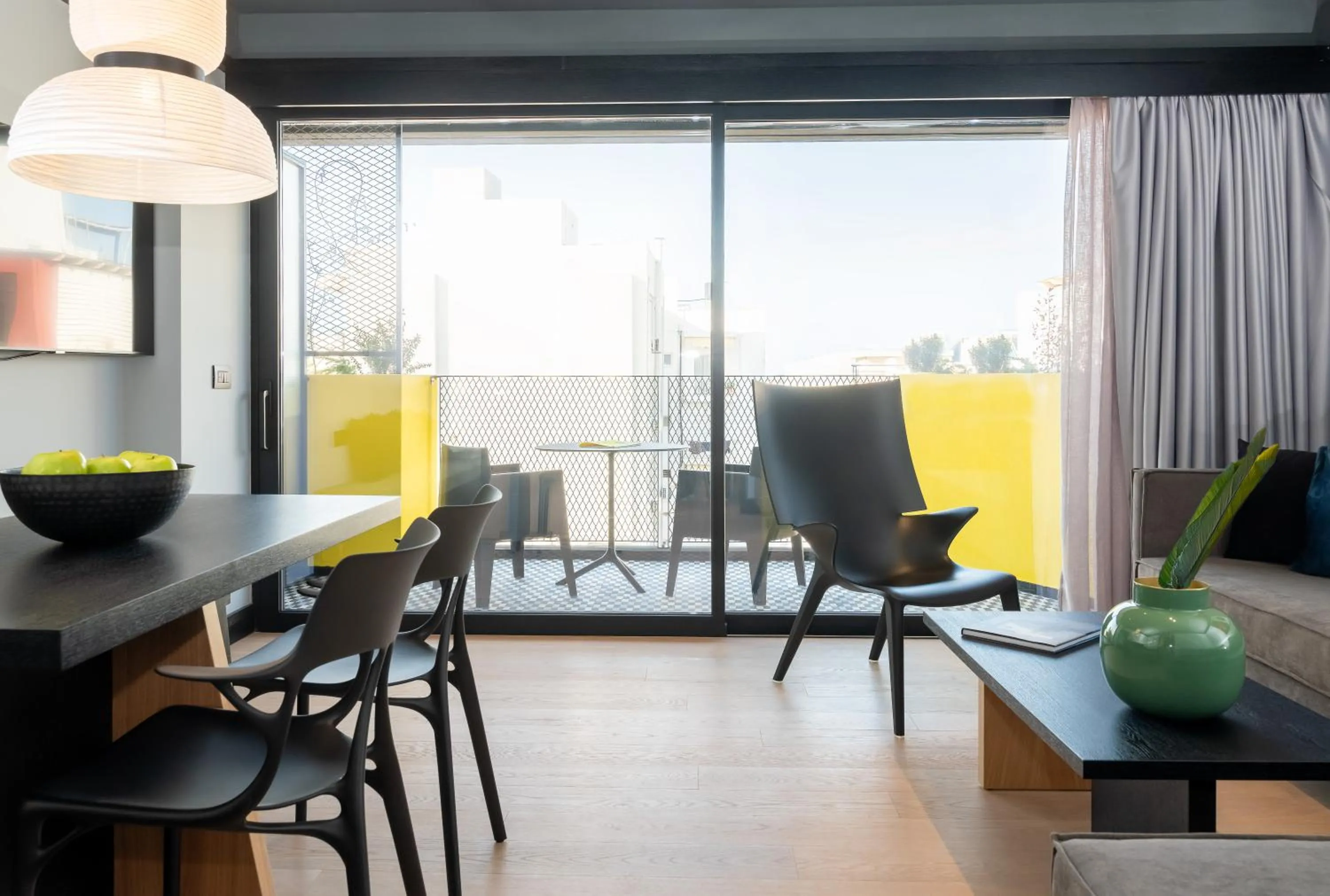 Balcony/Terrace in 3 Pines Design Living