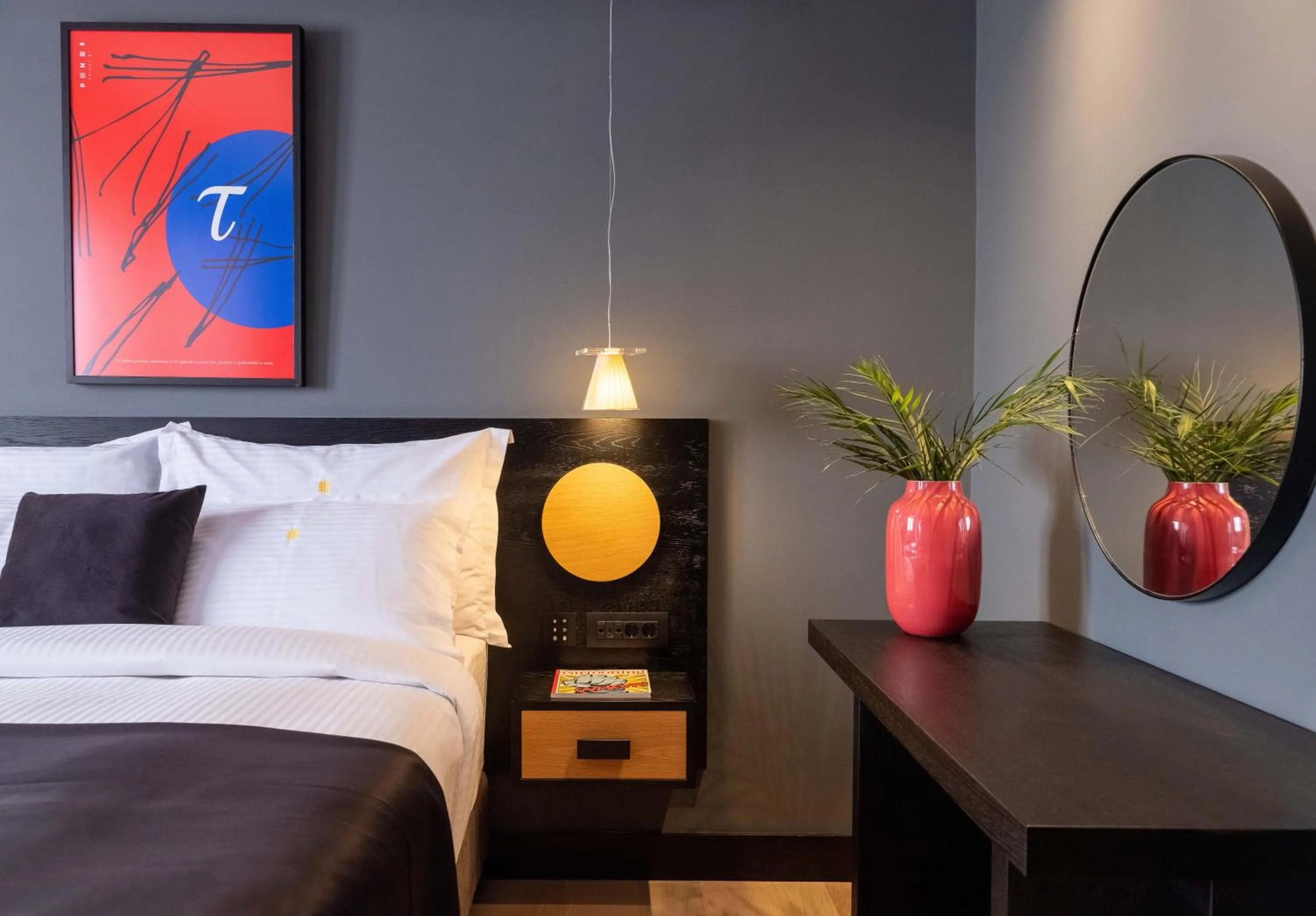 Bed in 3 Pines Design Living