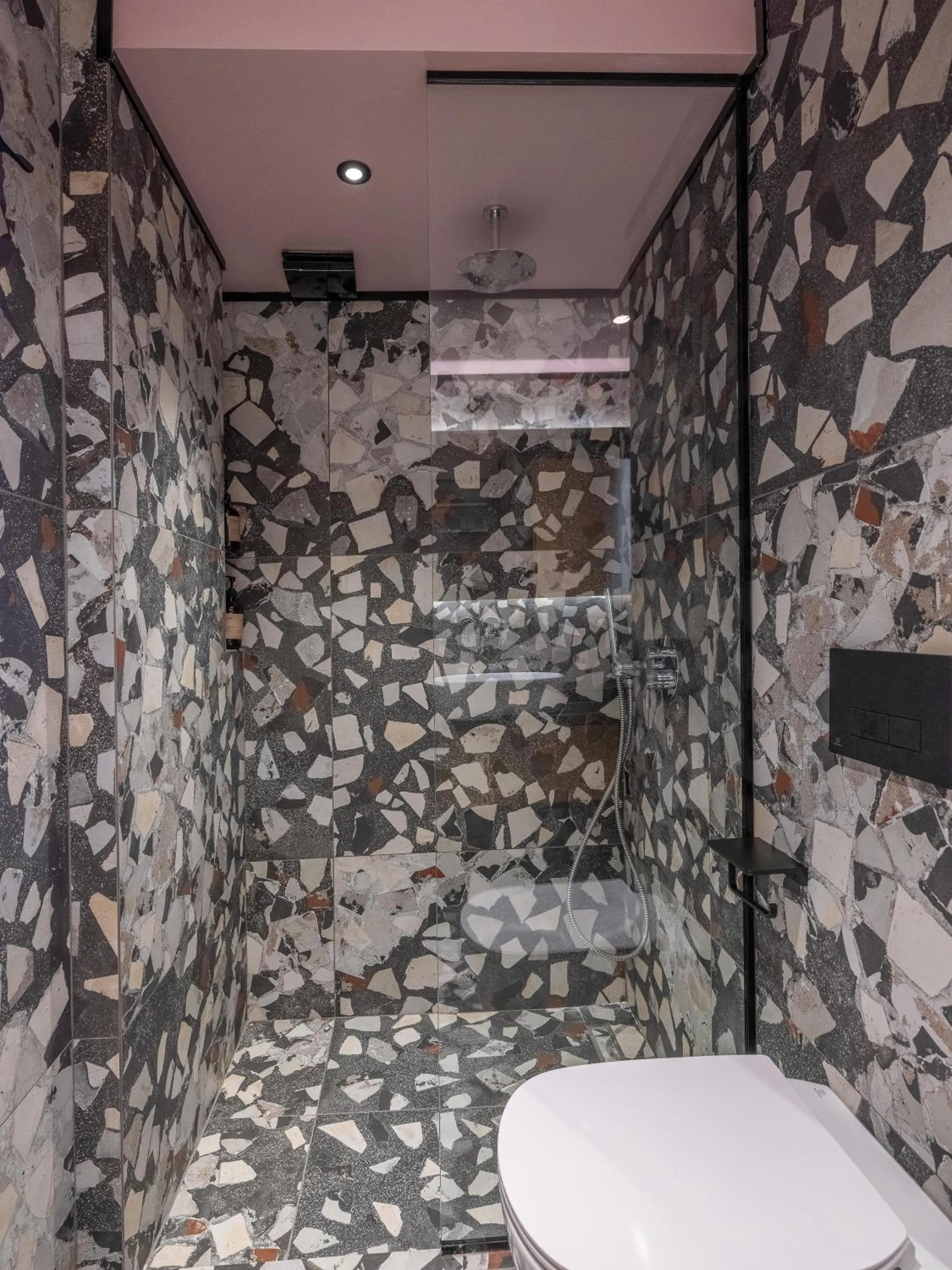 Shower in 3 Pines Design Living