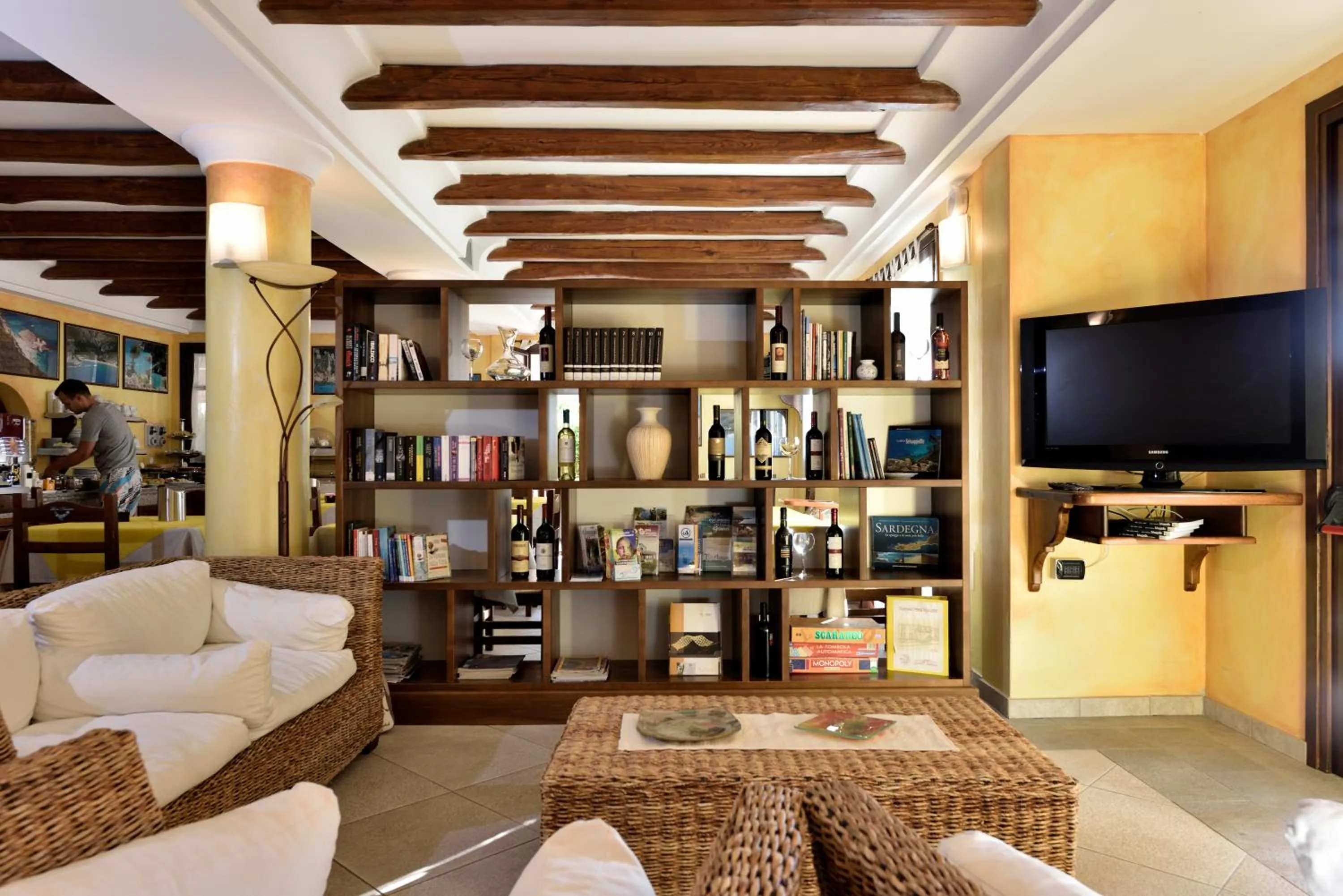 Communal lounge/ TV room in Hotel Nicoletta