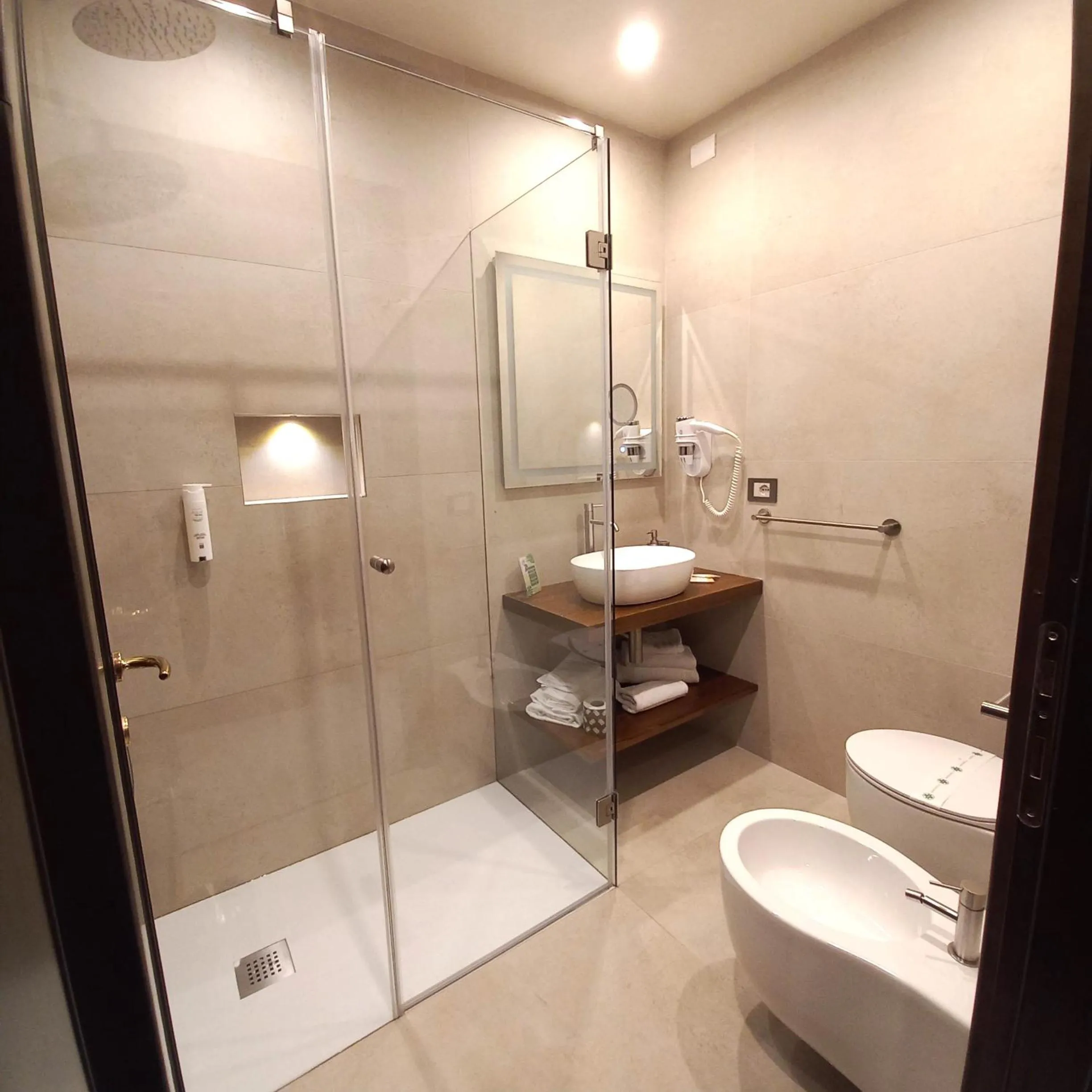 Bathroom in Hotel Nicoletta