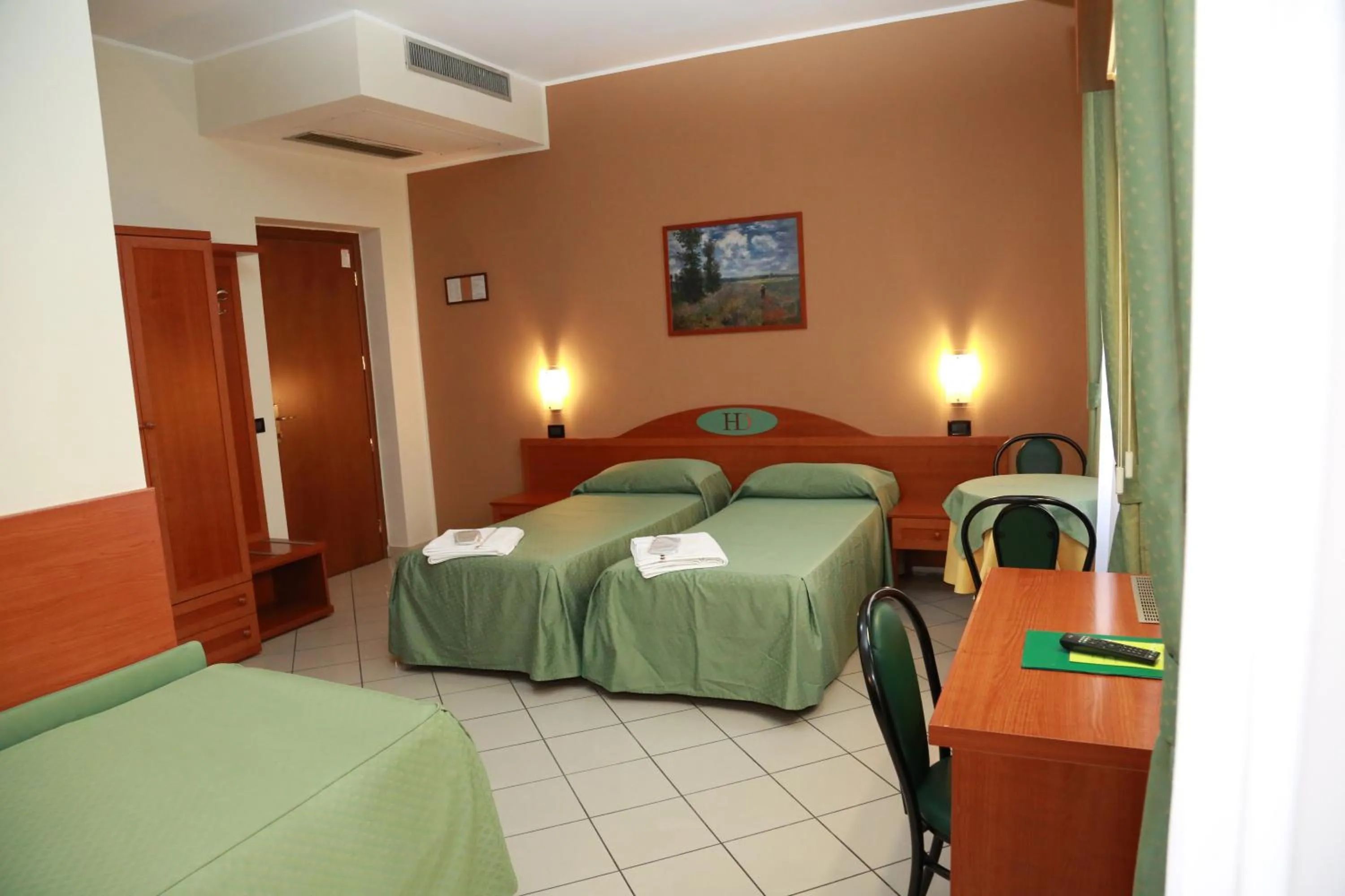 Photo of the whole room in Hotel Dorè