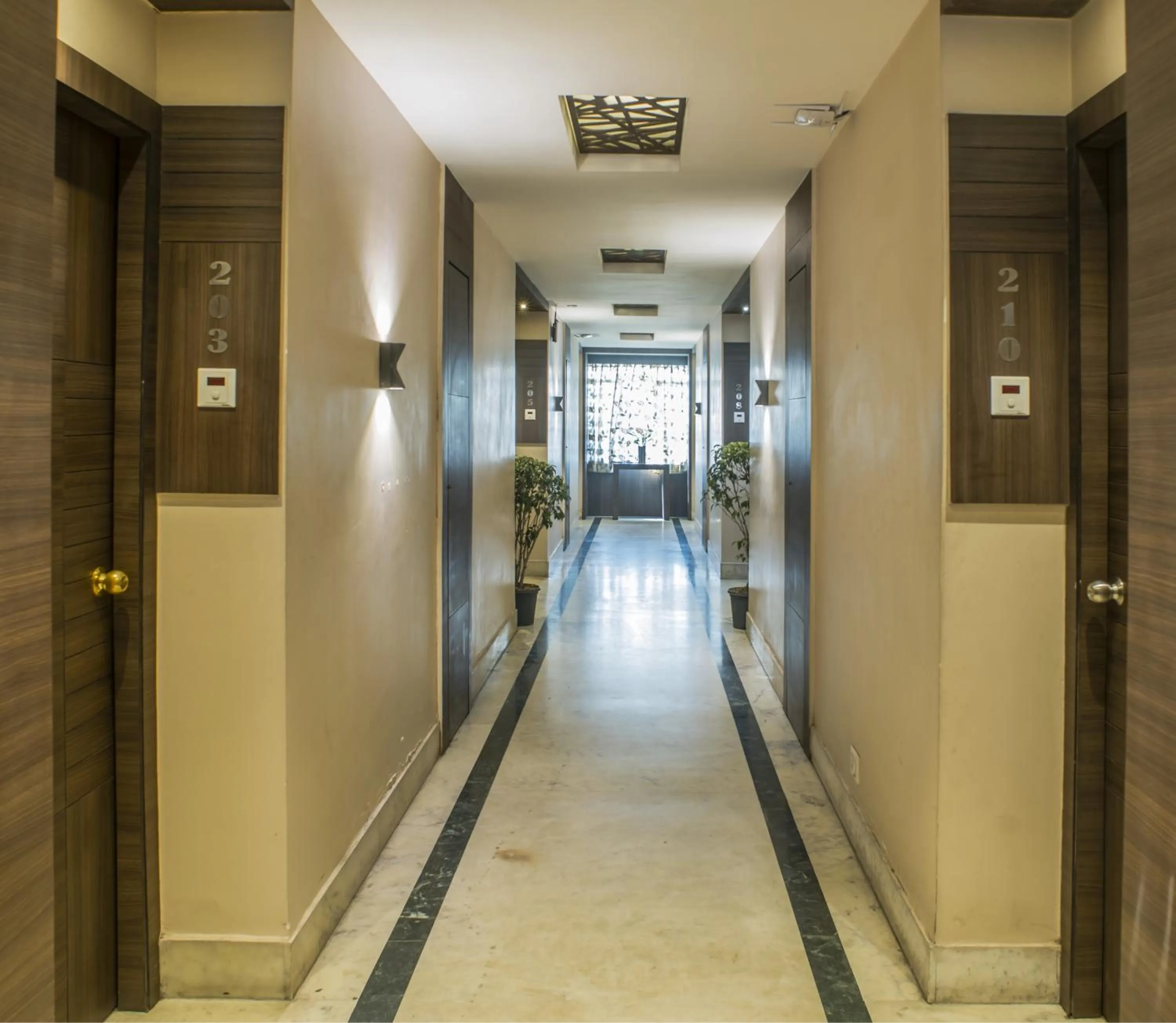 Lobby or reception in The Citi Residenci Hotel - Asansol
