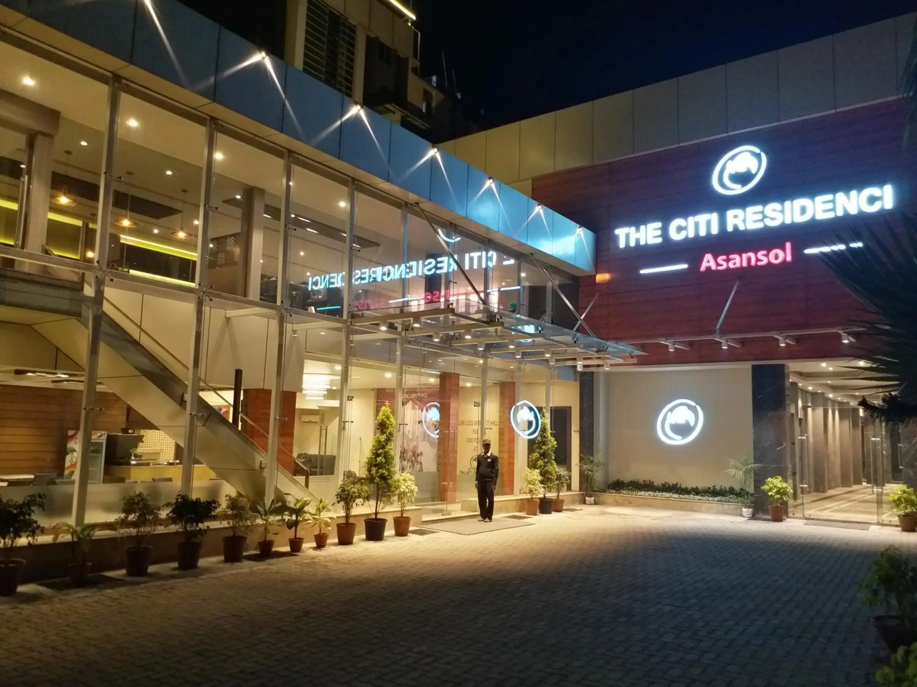 Facade/entrance in The Citi Residenci Hotel - Asansol