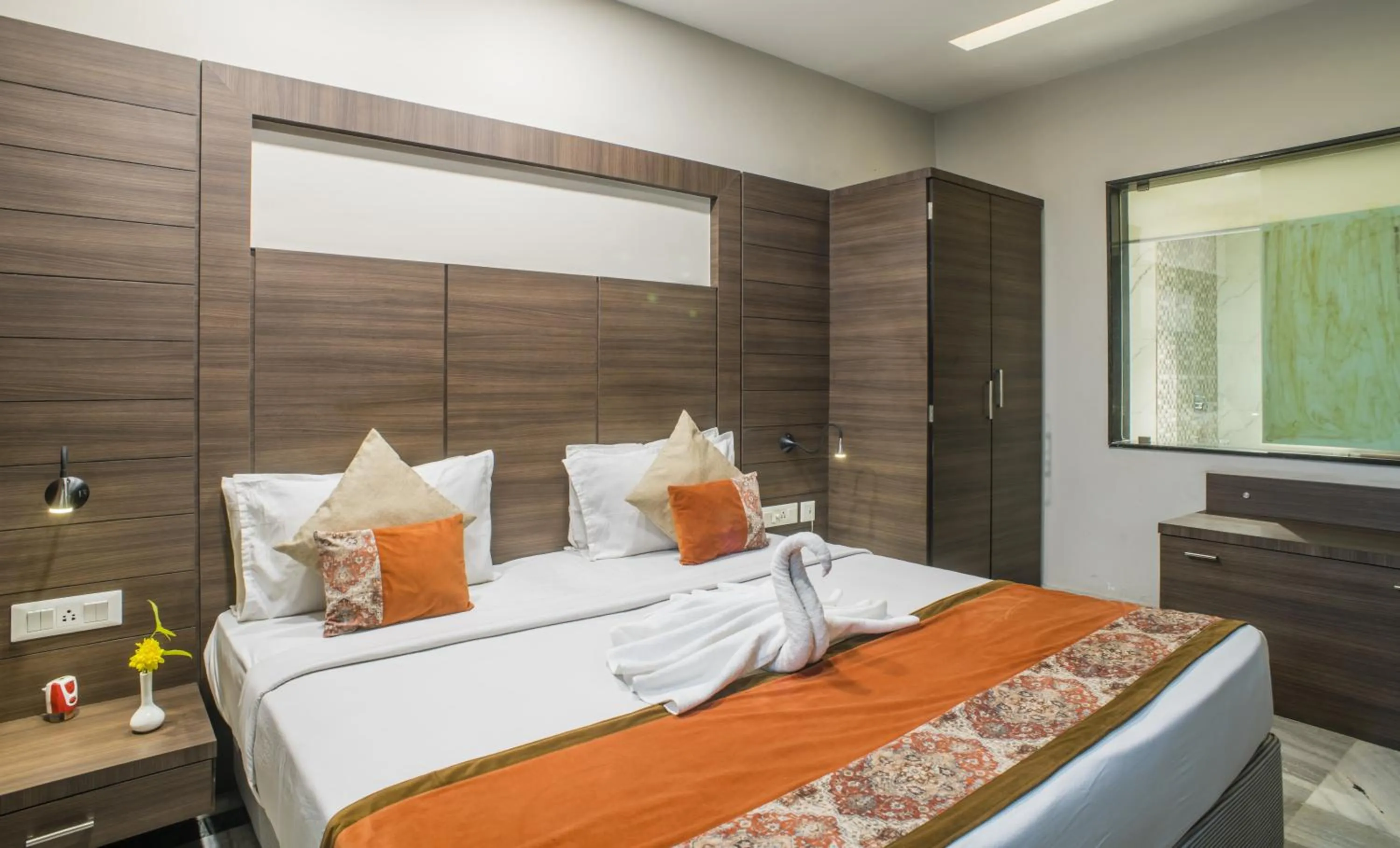 Bedroom, Bed in The Citi Residenci Hotel - Asansol