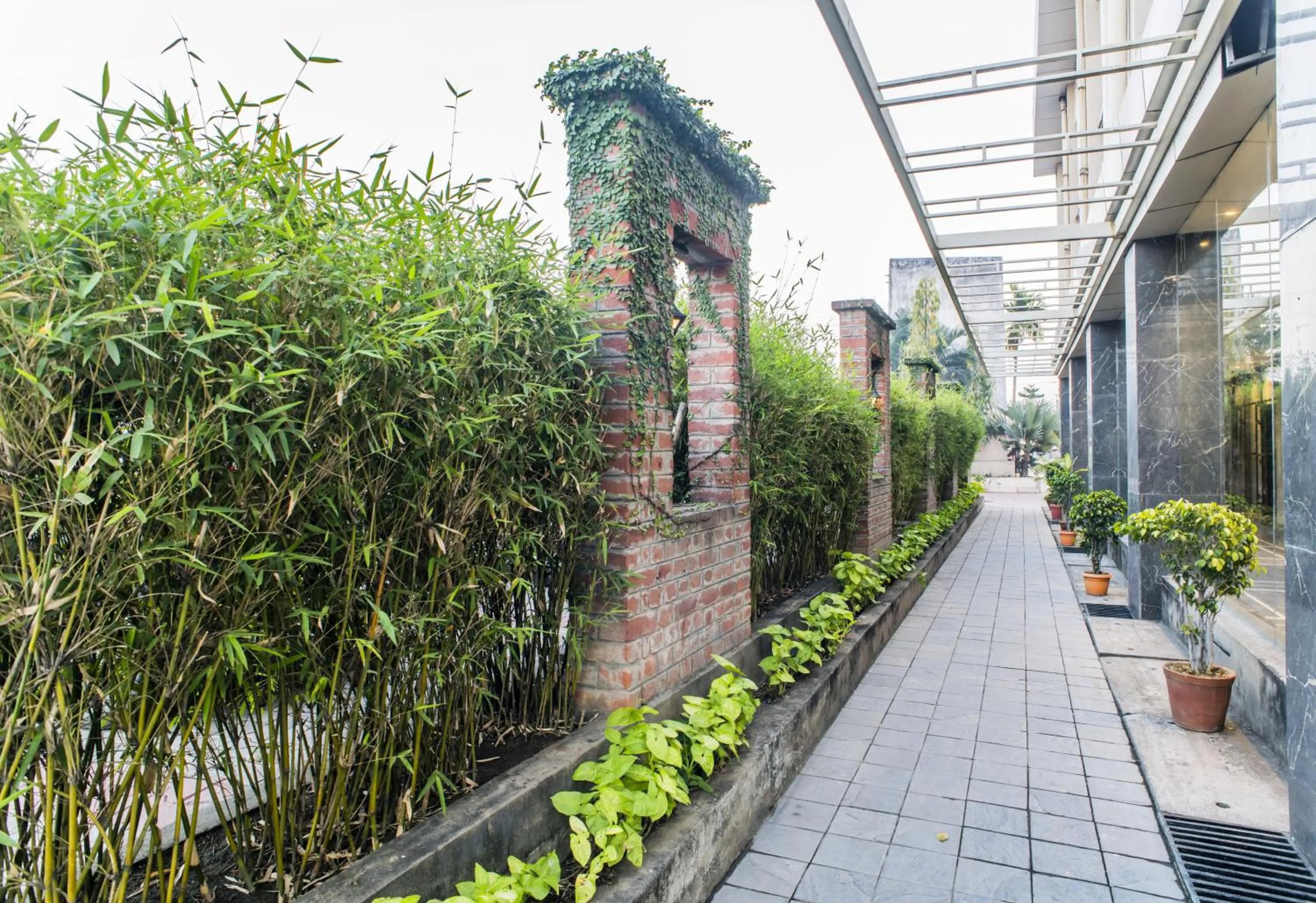 Facade/entrance in The Citi Residenci Hotel - Asansol