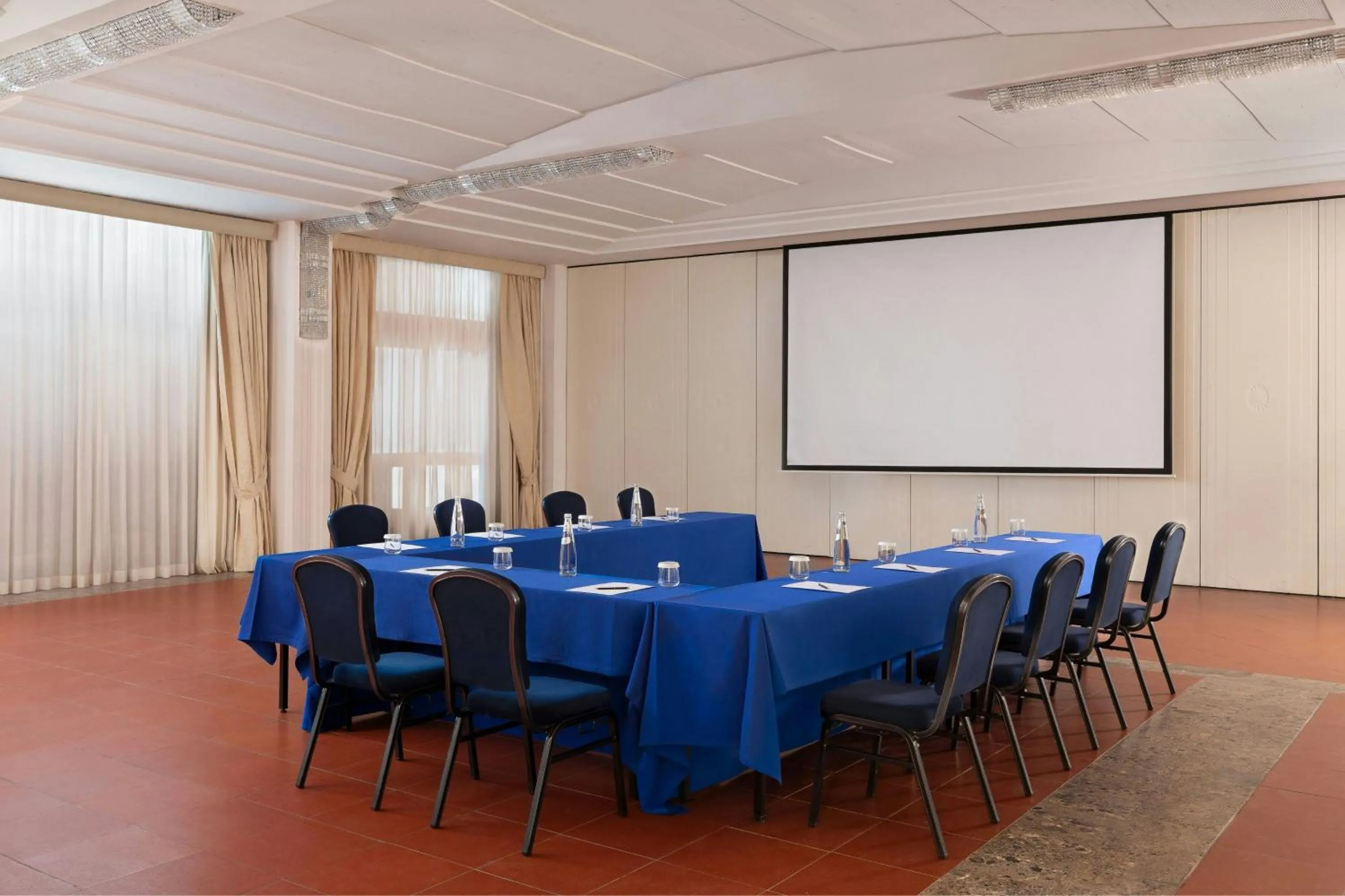 Meeting/conference room in Villa Ermellina Siena, a Tribute Portfolio Hotel