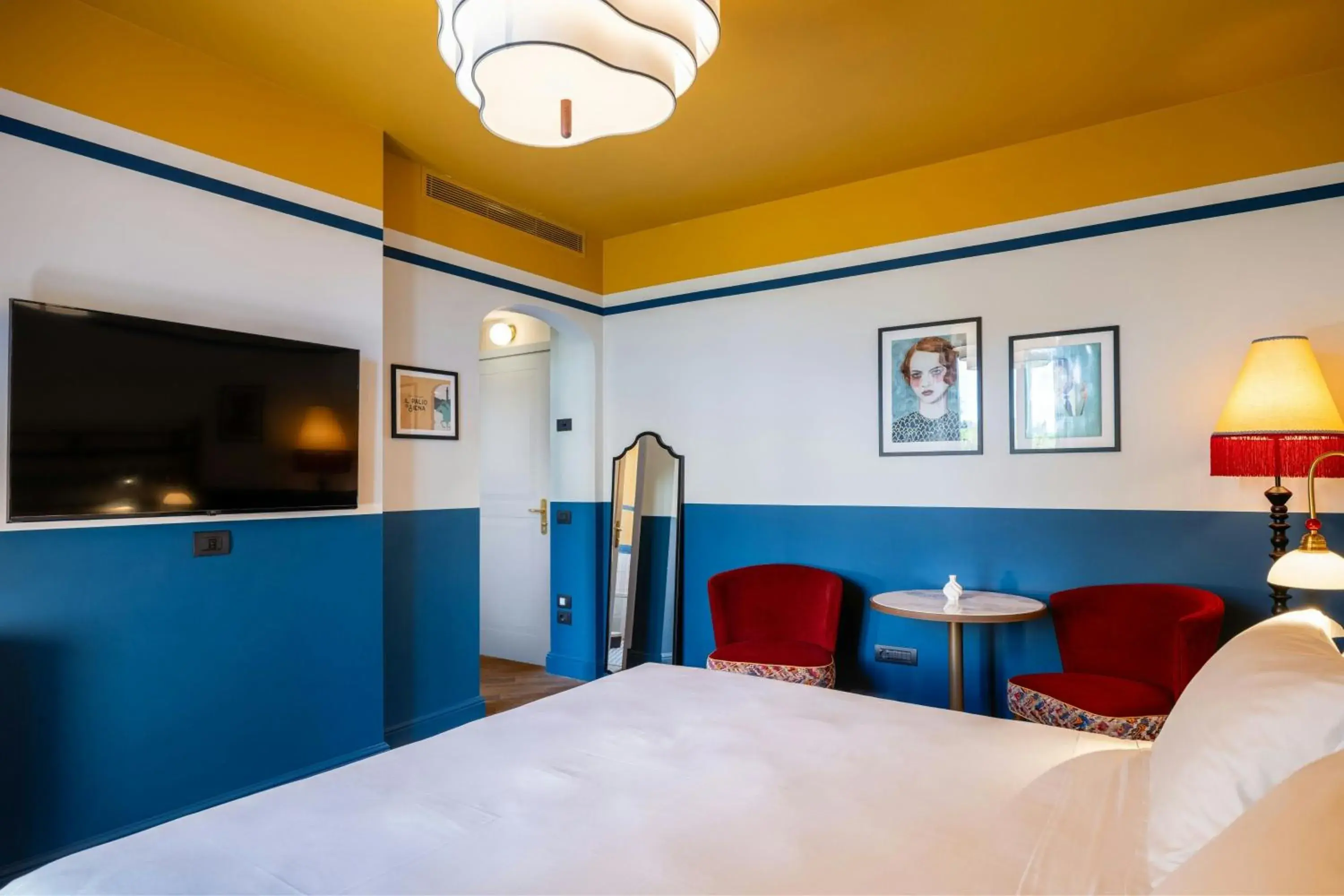 Classic King Room with Courtyard View in Villa Ermellina Siena, a Tribute Portfolio Hotel Classic King Room with Courtyard View in Villa Ermellina Siena, a Tribute Portfolio Hotel