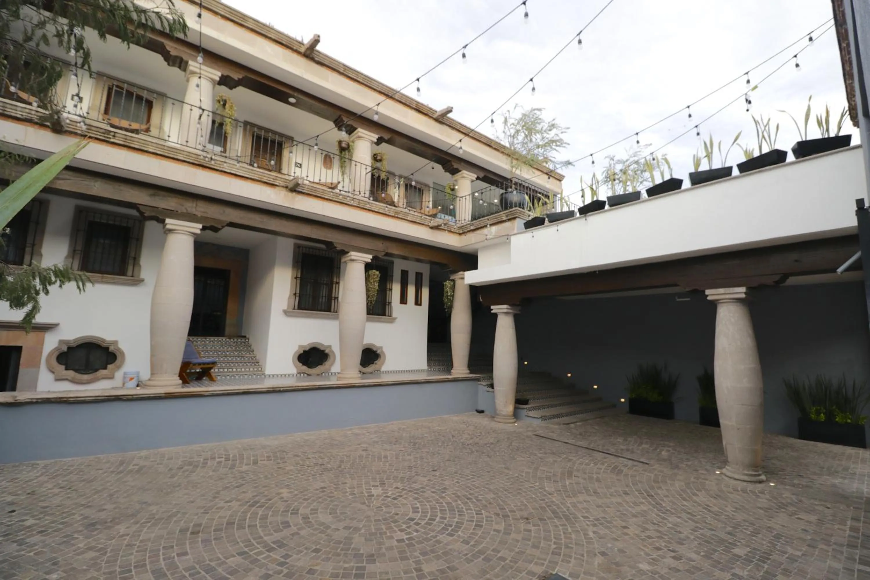 Property building in Hotel Boutique Casa Loreta