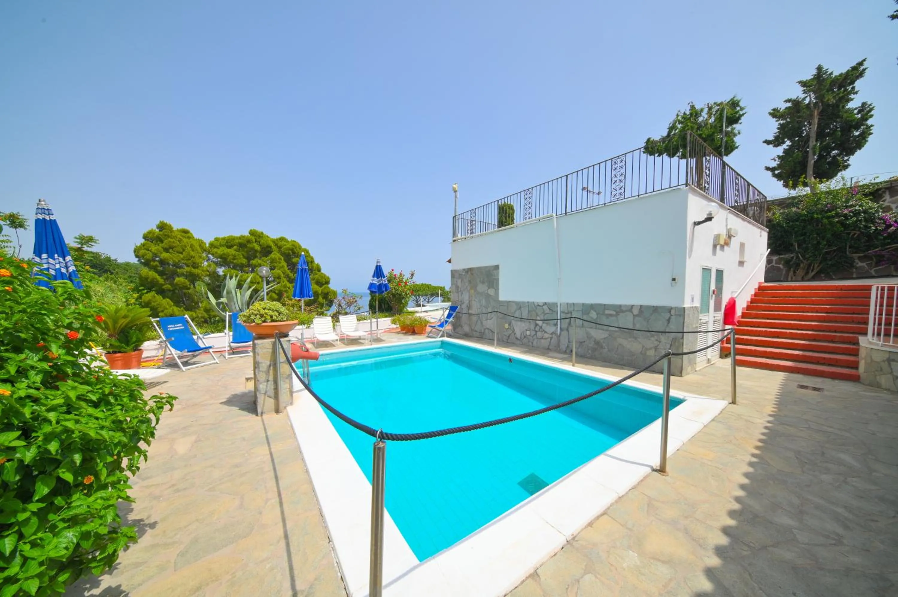 Pool view in Hotel Parco Cartaromana