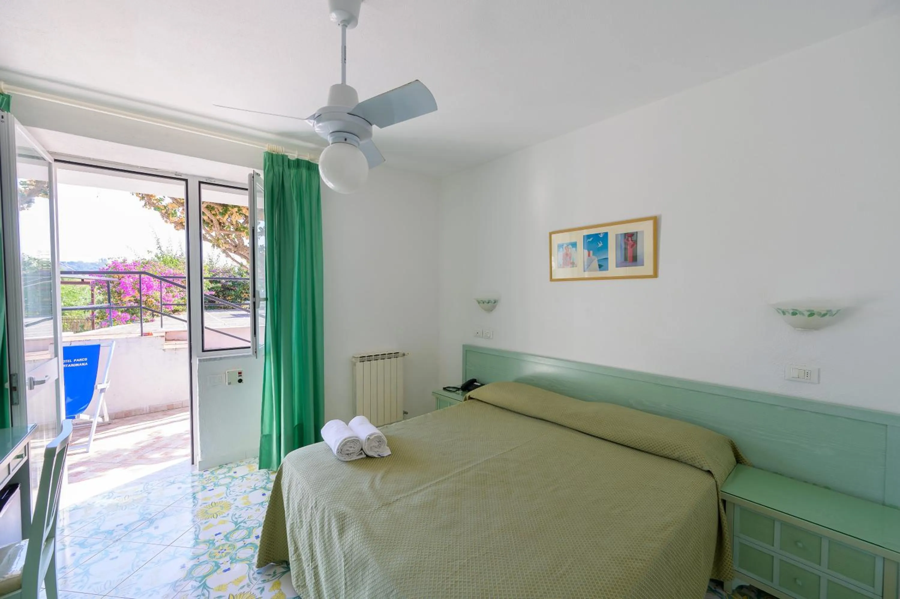 Bed in Hotel Parco Cartaromana