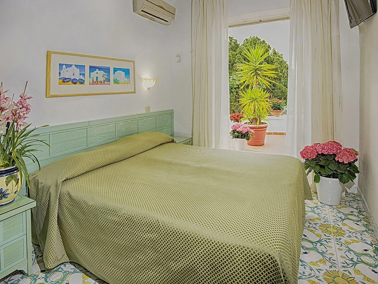 Bedroom, Bed in Hotel Parco Cartaromana