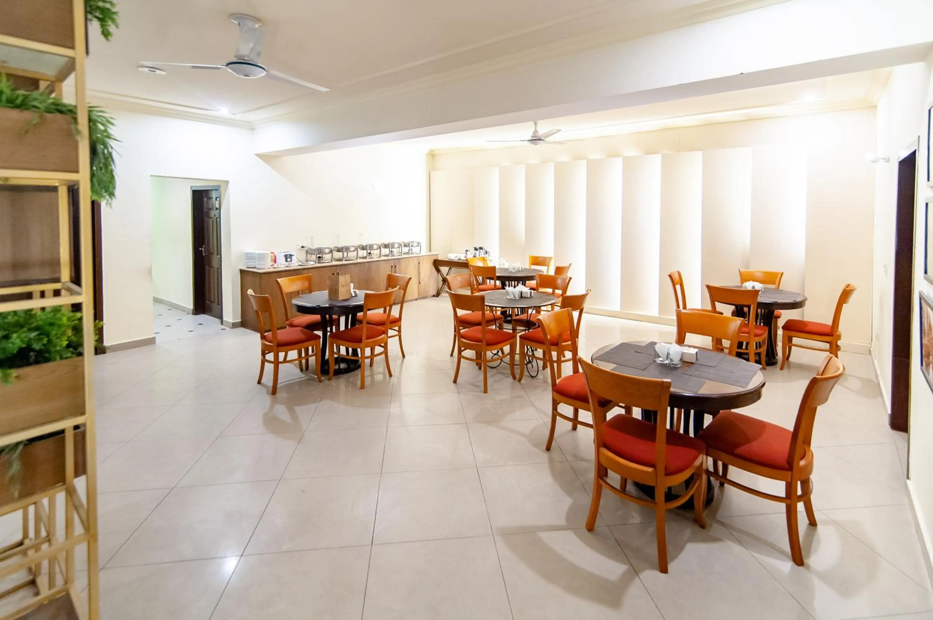 Restaurant/places to eat in Shelton's Rezidor Islamabad