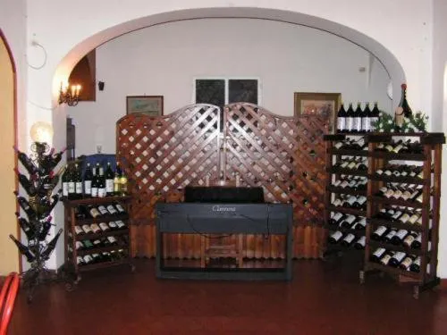 Nearby landmark in Open Gate