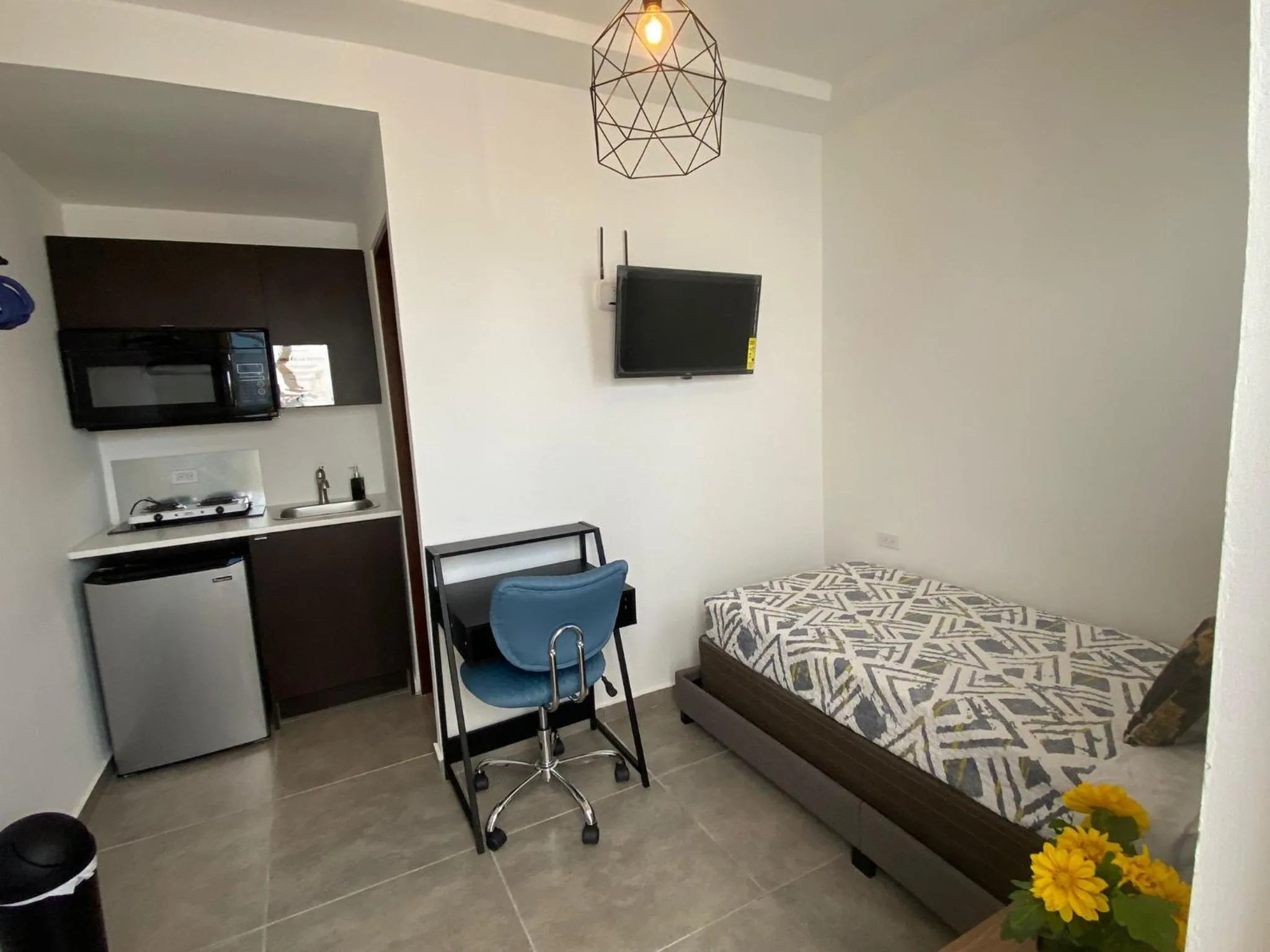 Photo of the whole room, Bed in Hotel Nest