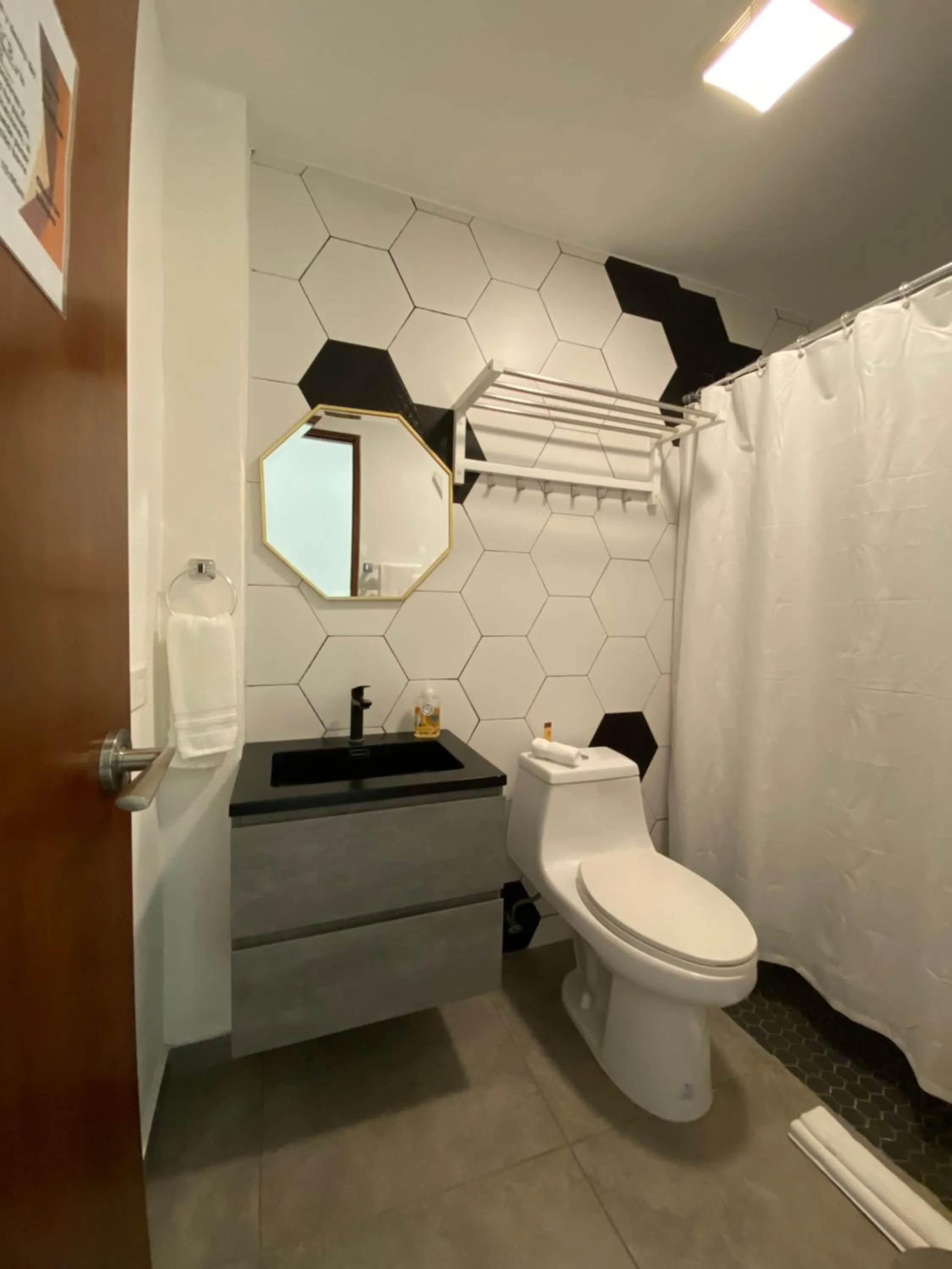 Bathroom in Hotel Nest