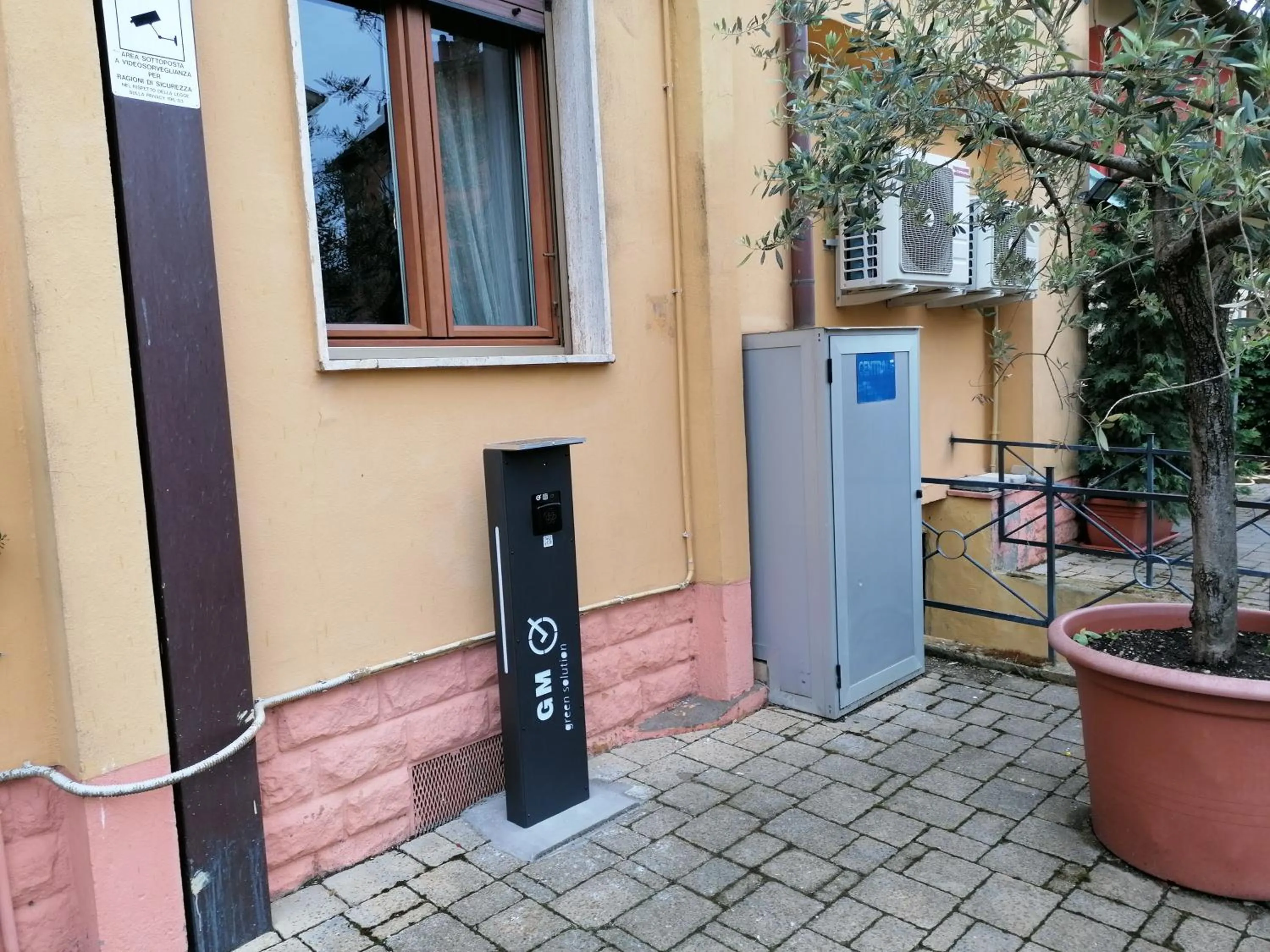 Property building in La Gustea Hotel & Cucina