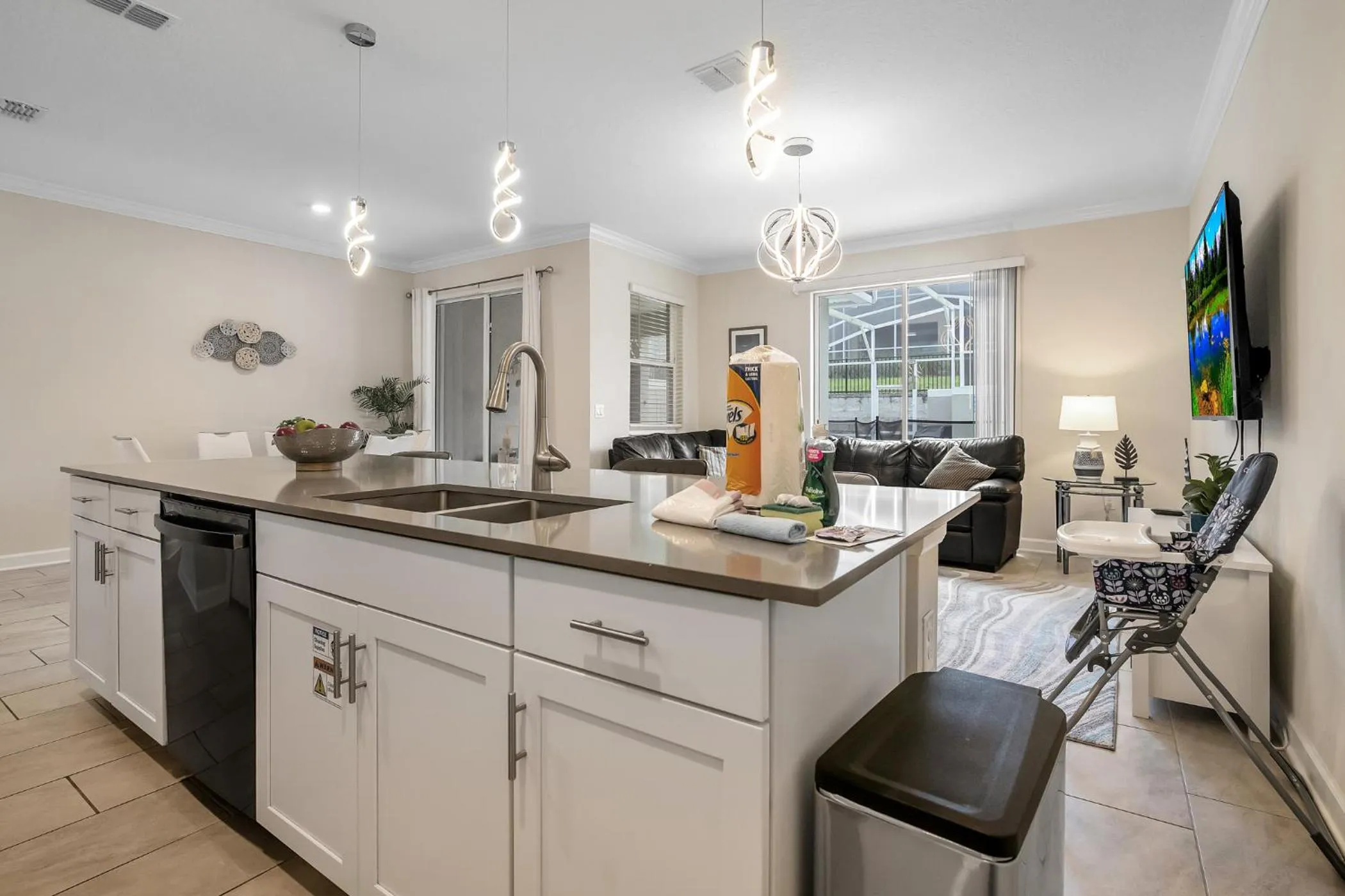 Kitchen or kitchenette in Fascinating 4 bedroom, walking distance to the waterpark