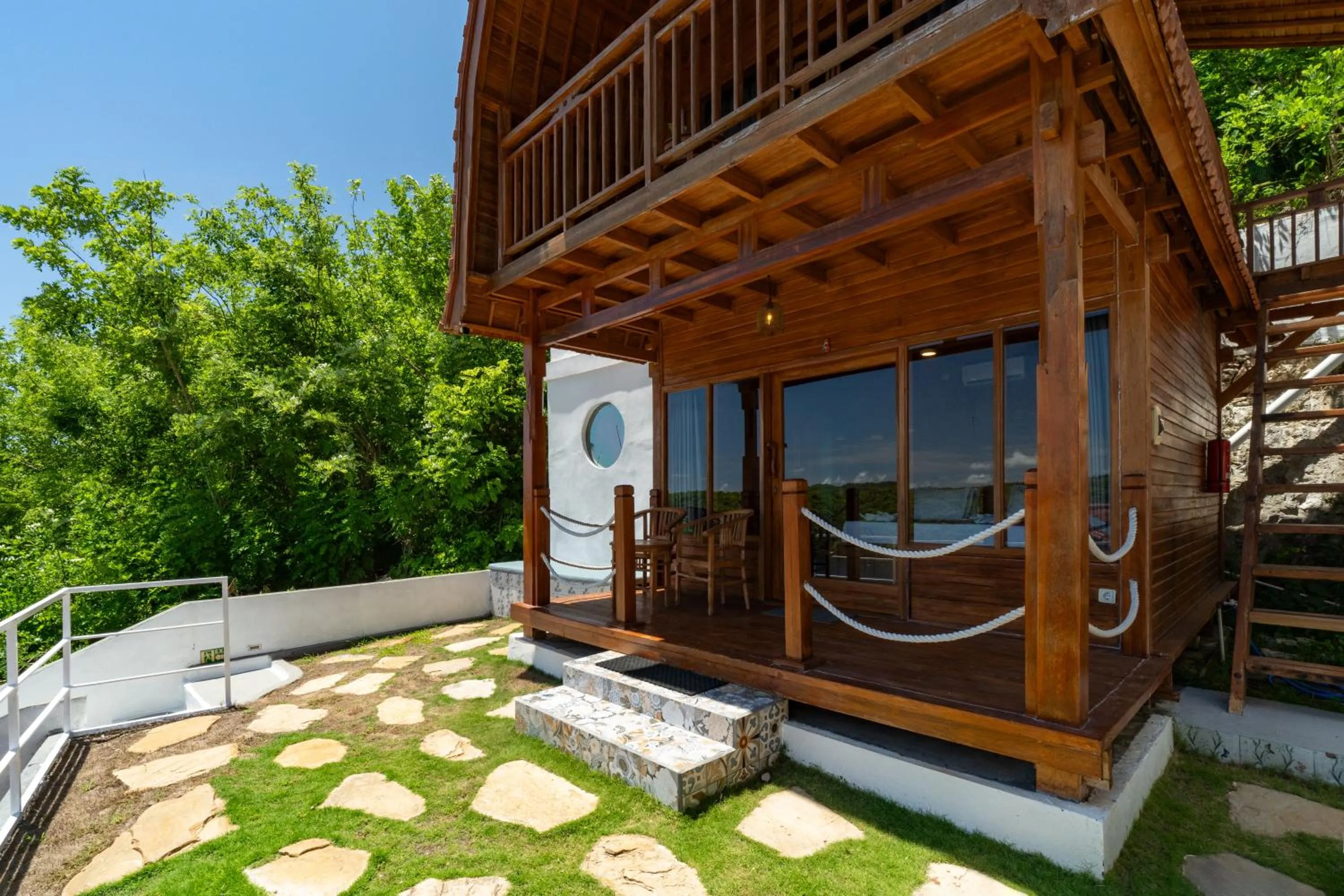 Property building in Butterfly Villas Nusa Ceningan